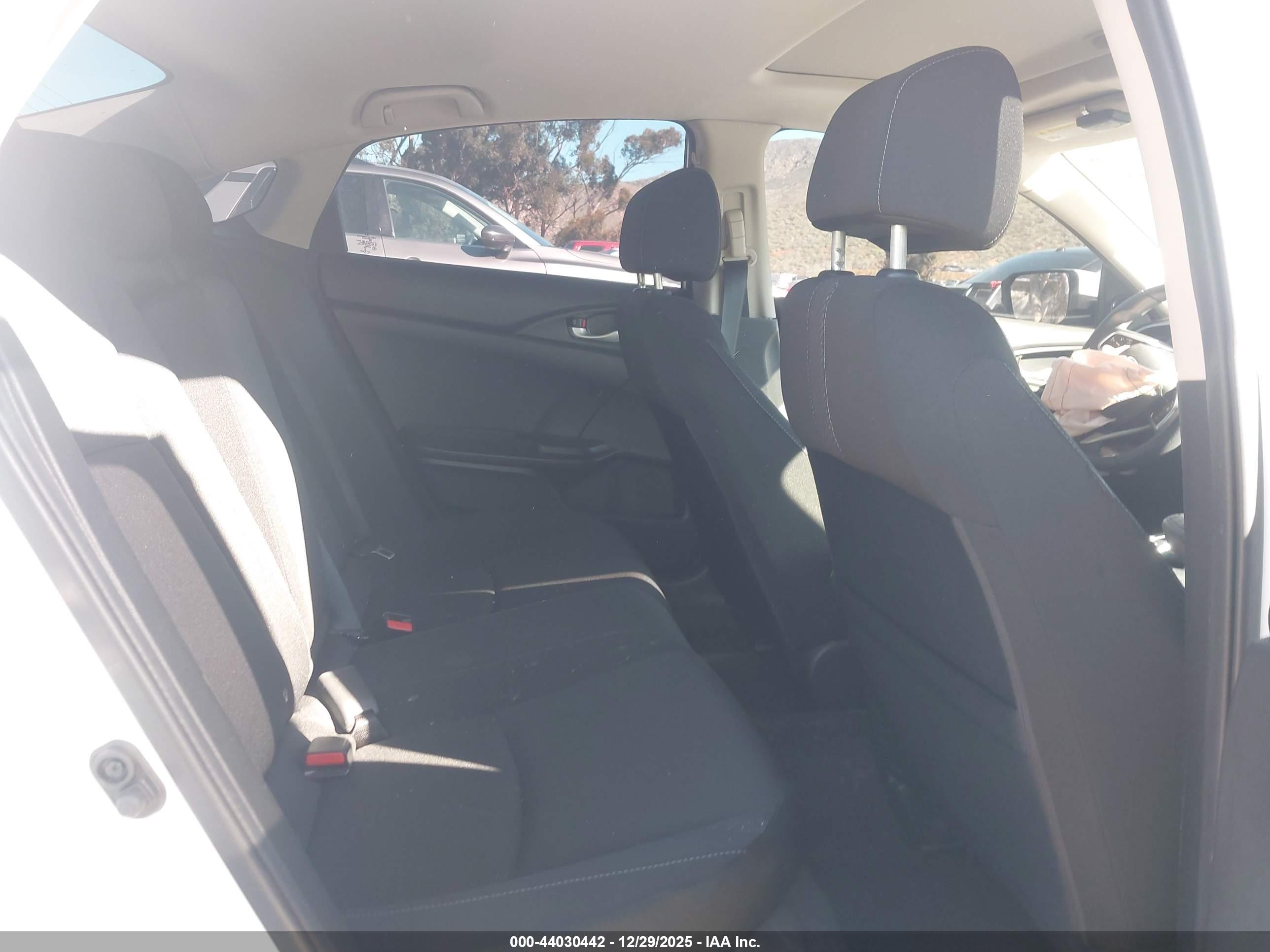 HONDA CIVIC image 8