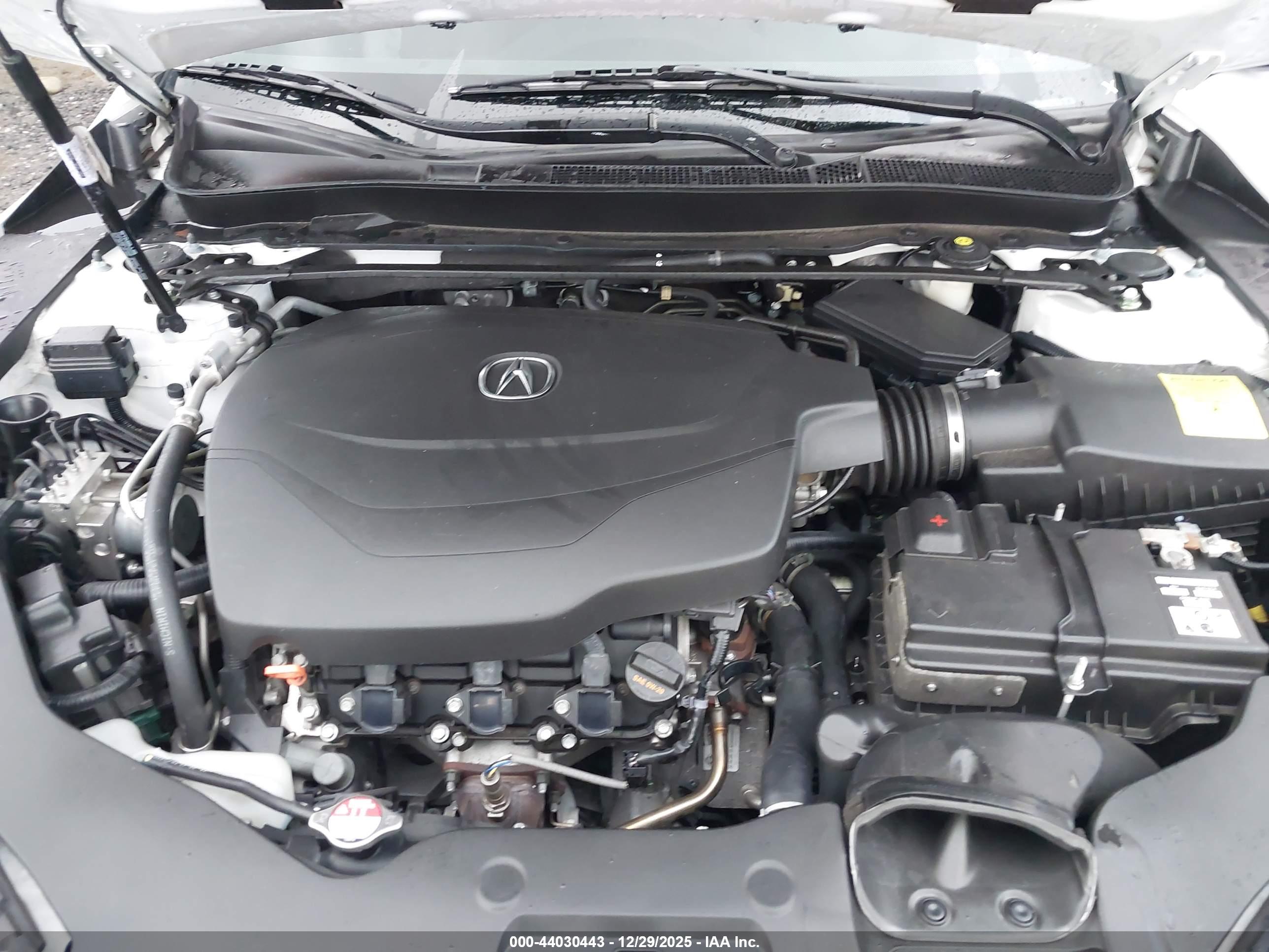 ACURA TLX image 10