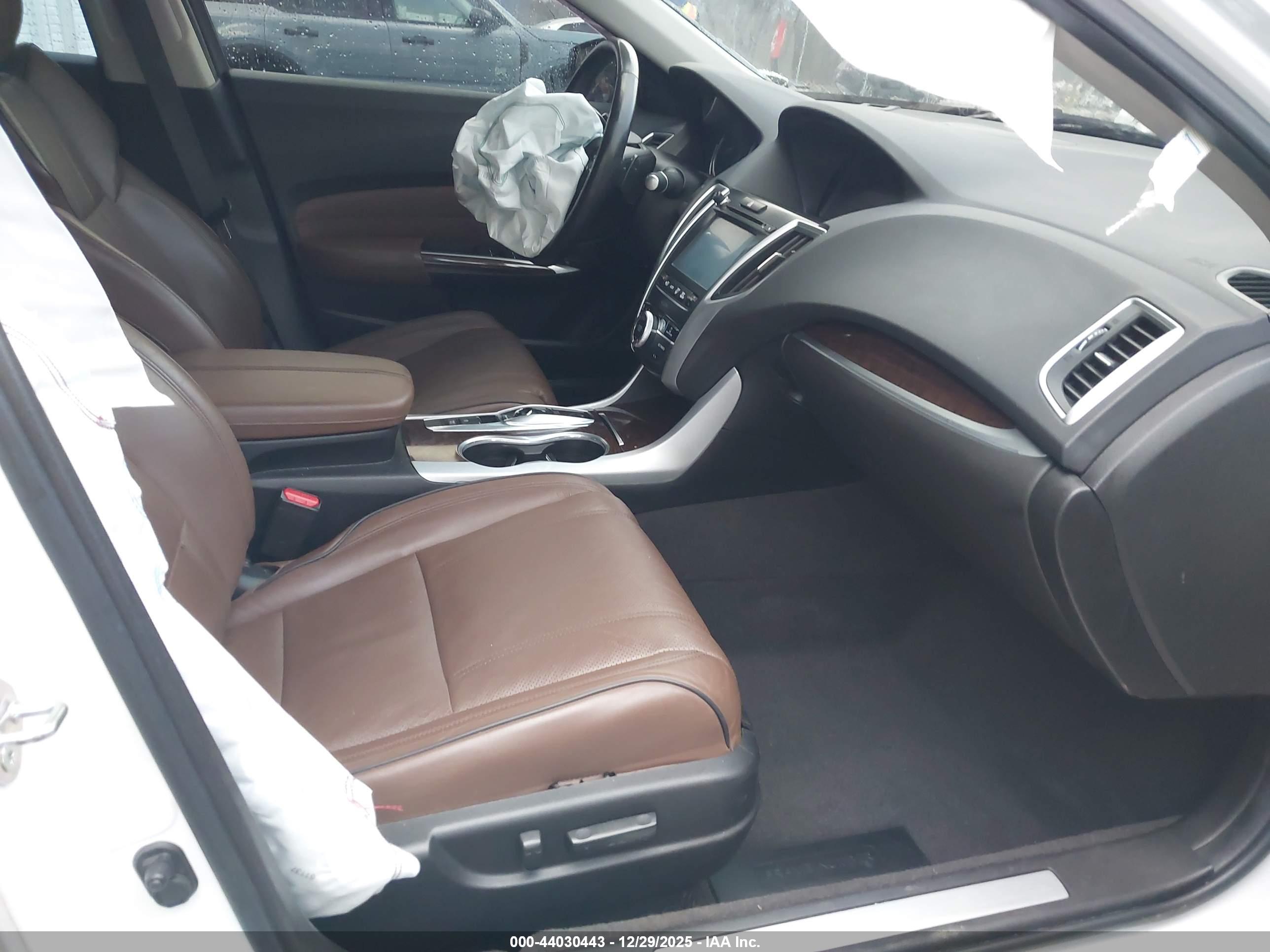 ACURA TLX image 5