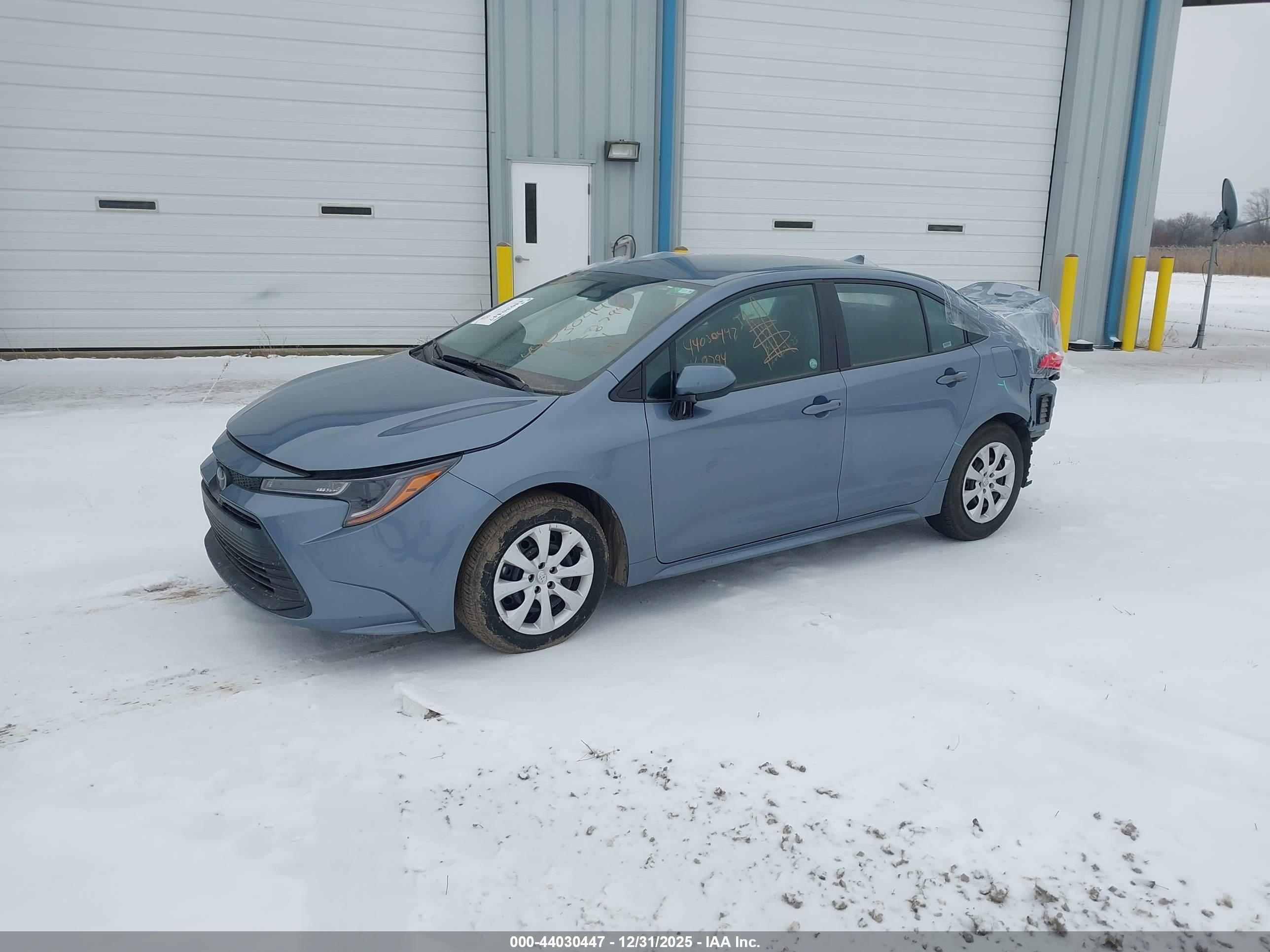 TOYOTA COROLLA image 2