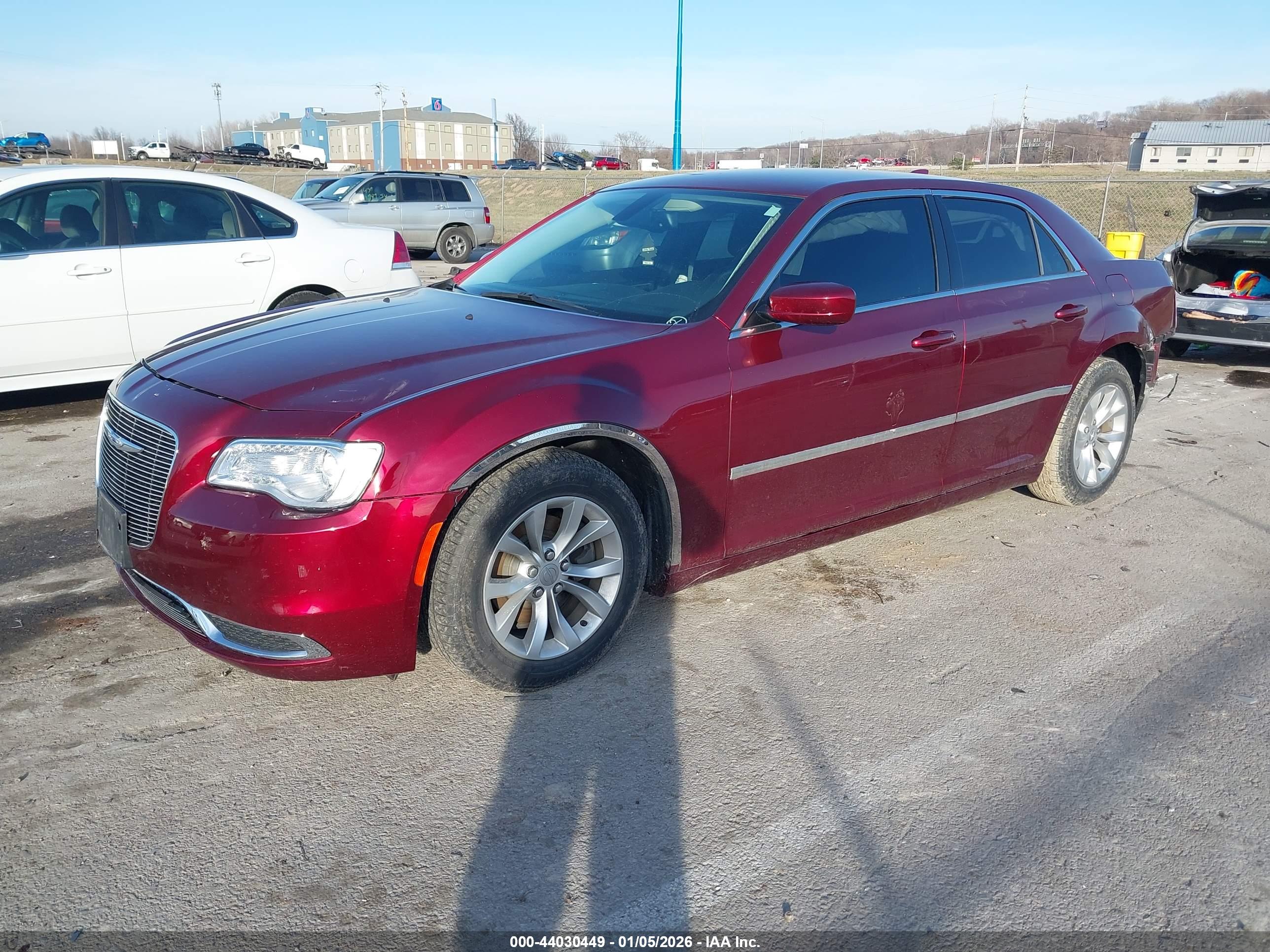 CHRYSLER 300 image 2