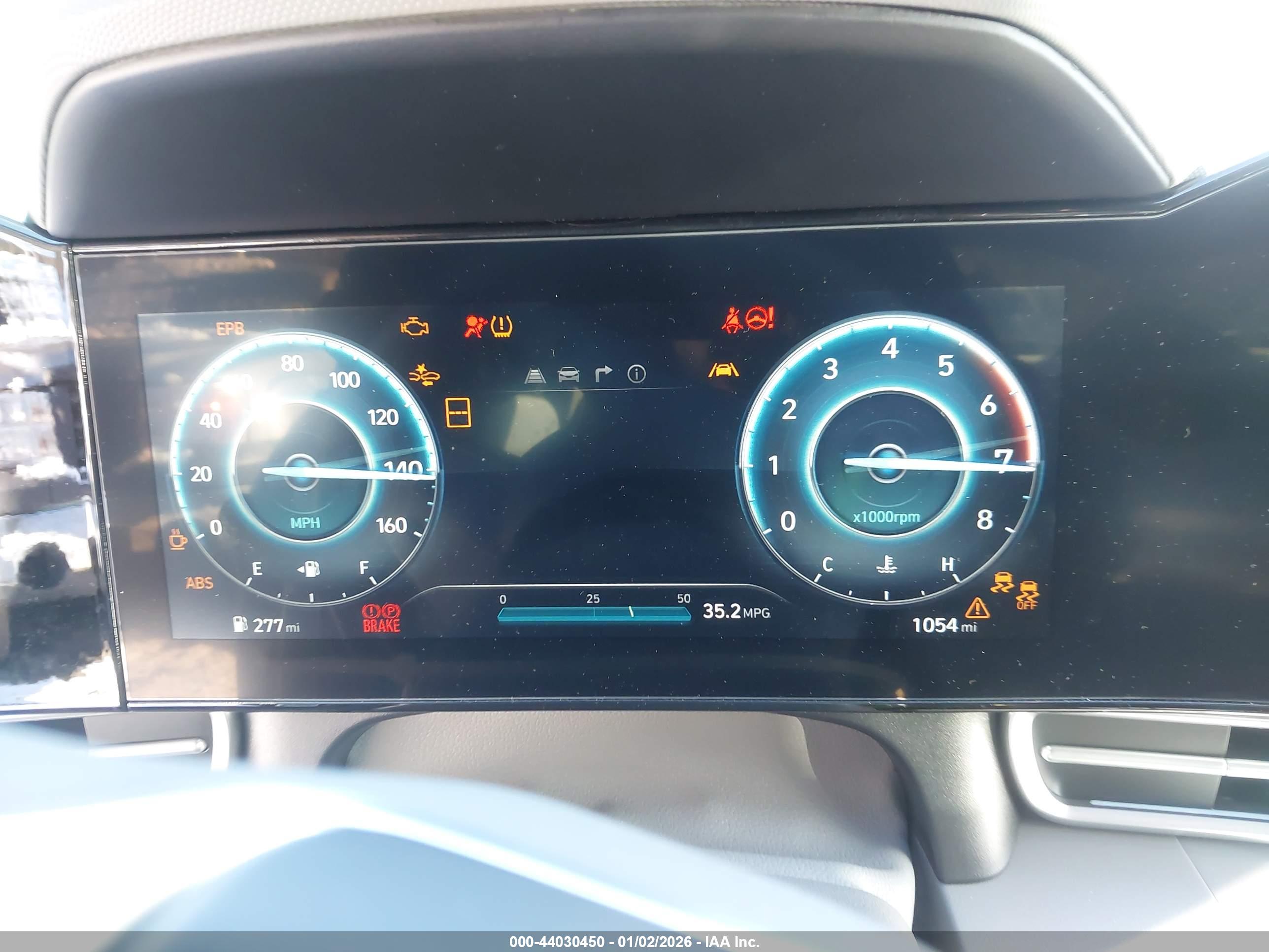 HYUNDAI ELANTRA image 7