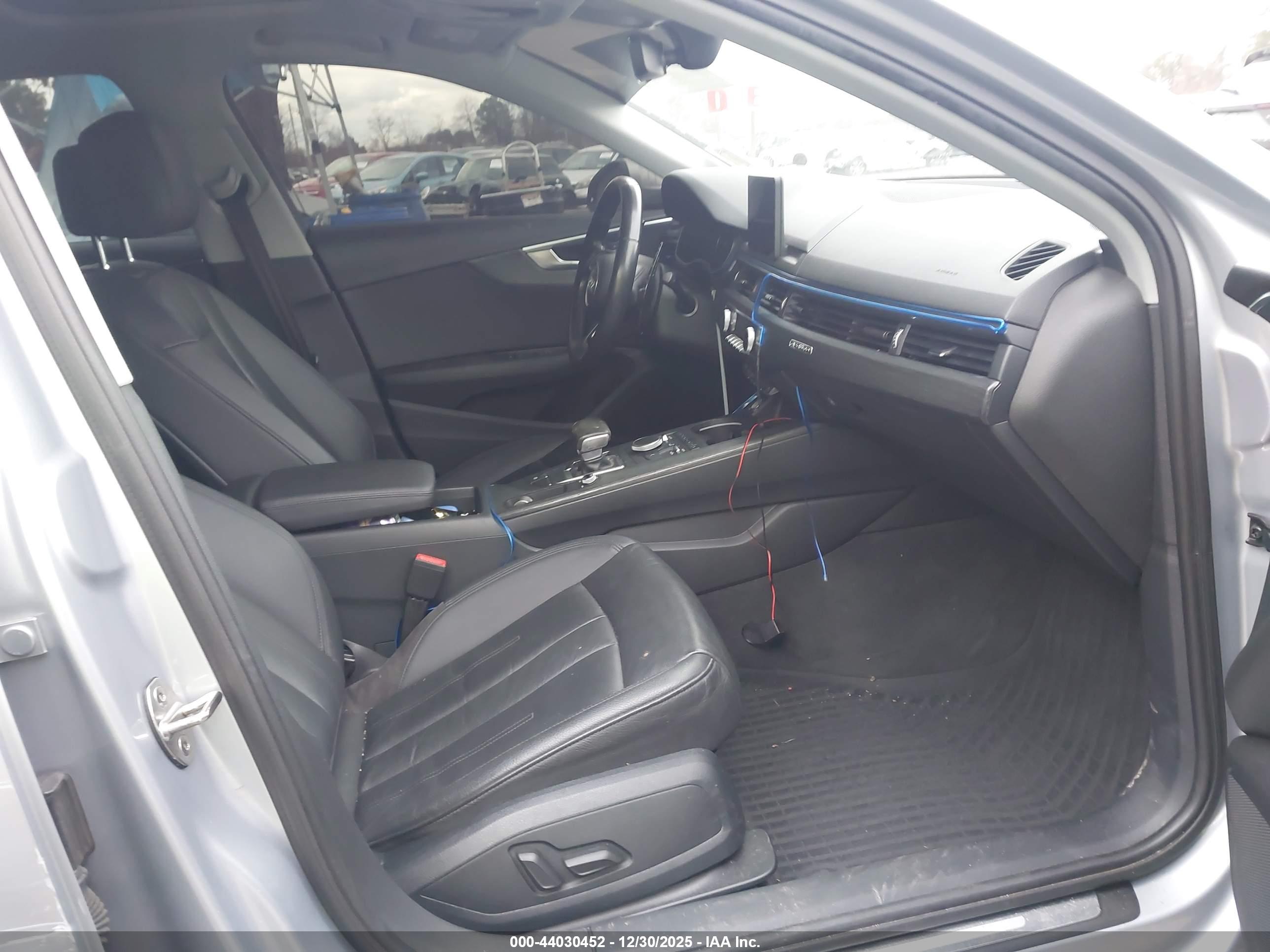 AUDI A4 image 5