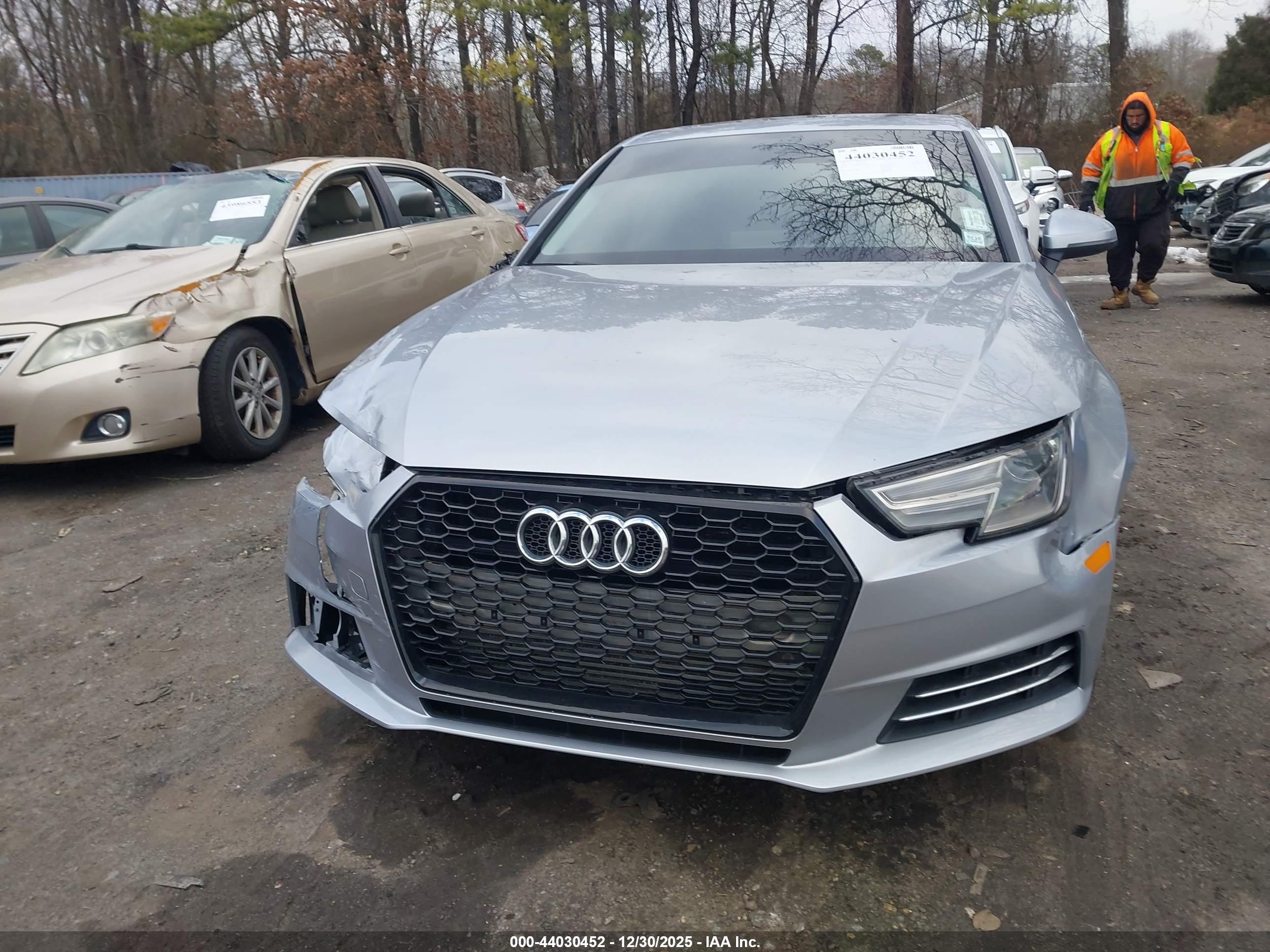 AUDI A4 image 6