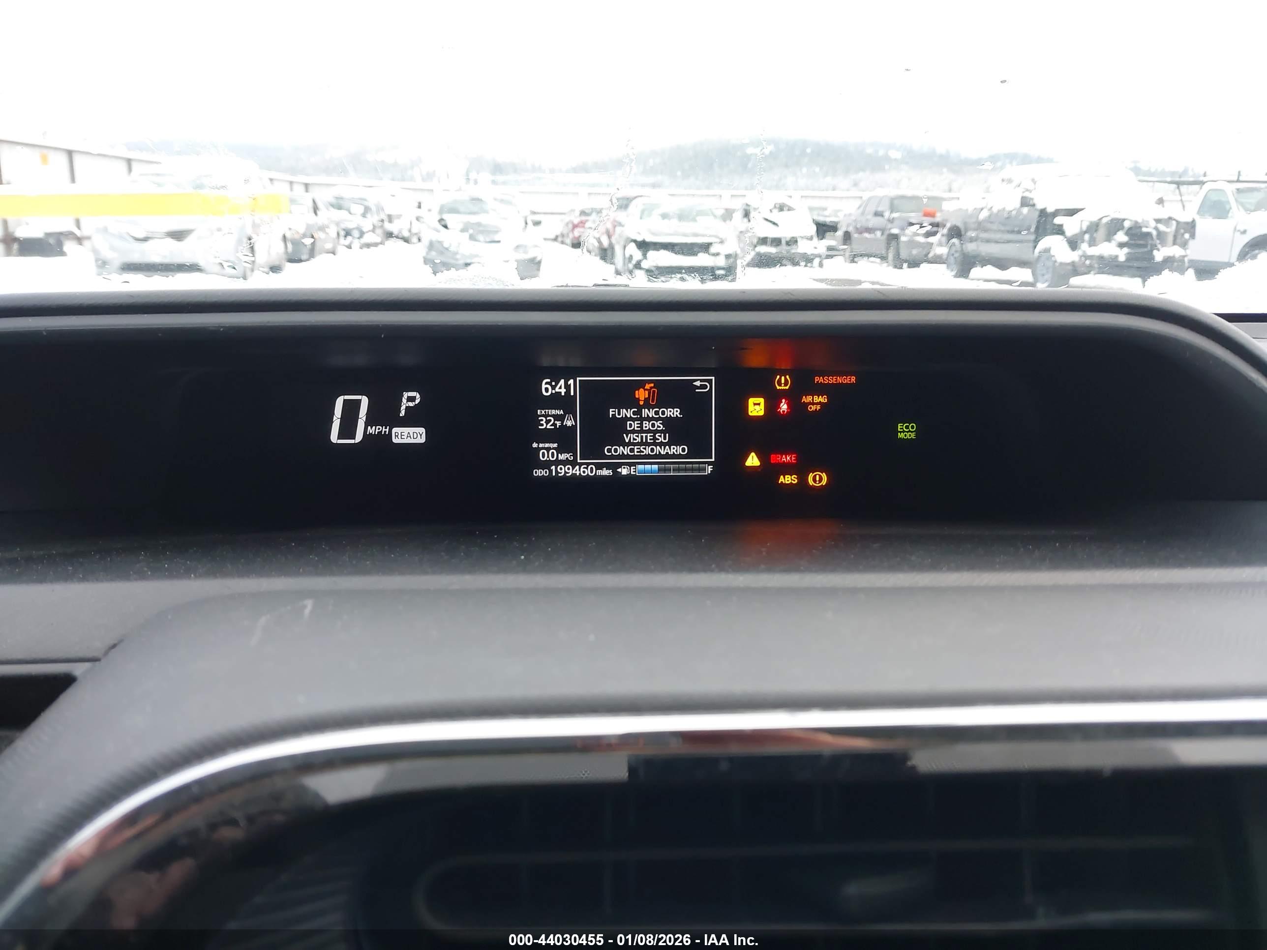 TOYOTA PRIUS image 7