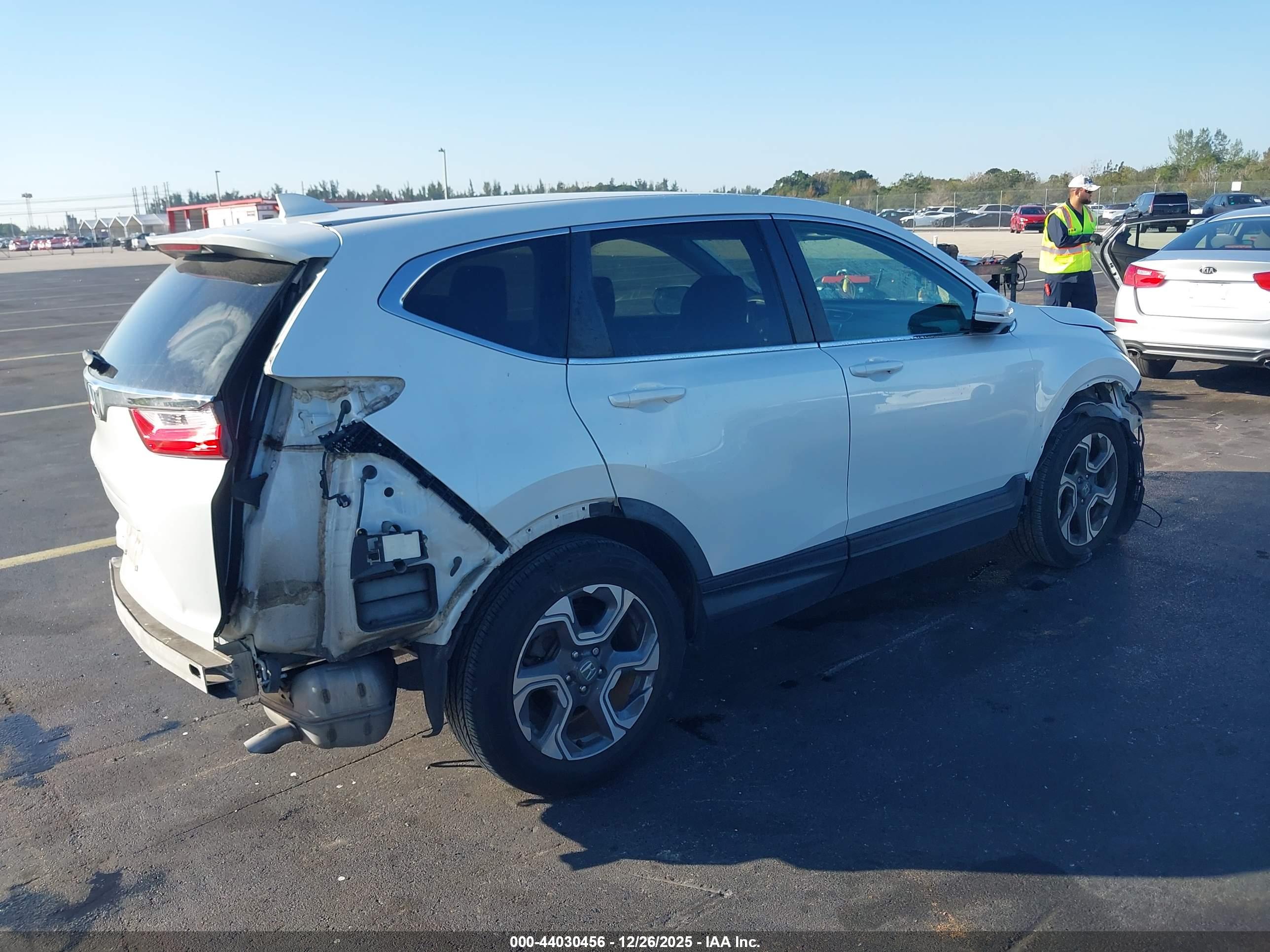 HONDA CR-V image 4