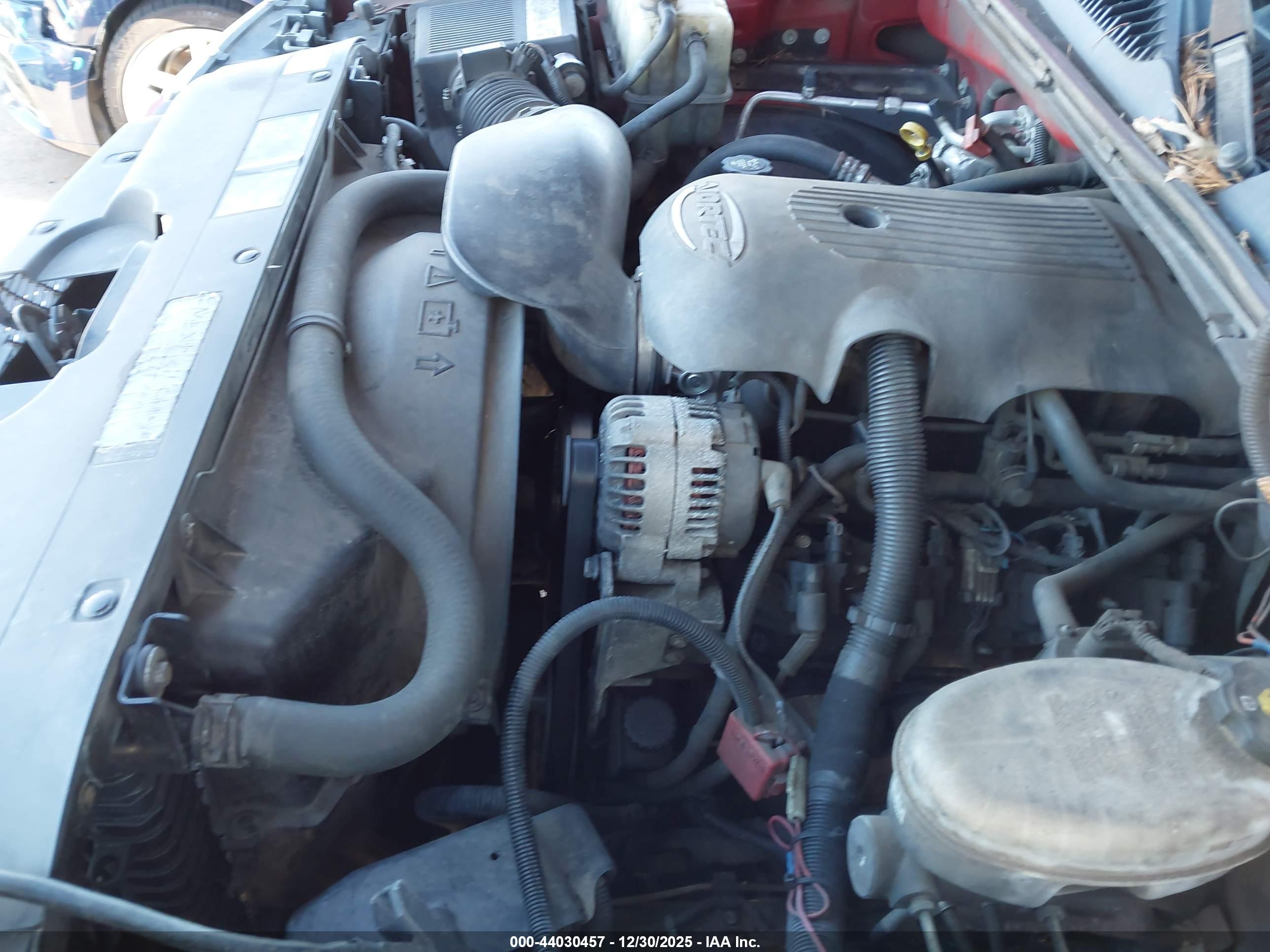 CHEVROLET SILVERADO image 10