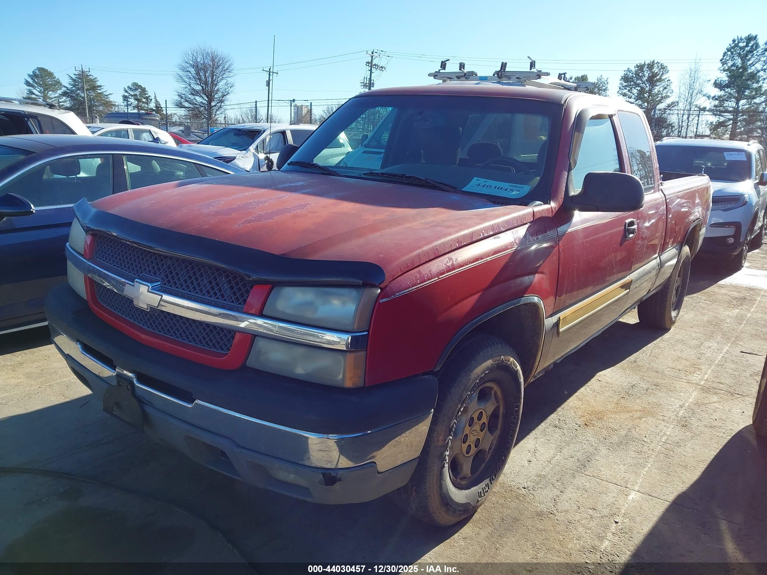 CHEVROLET SILVERADO image 2
