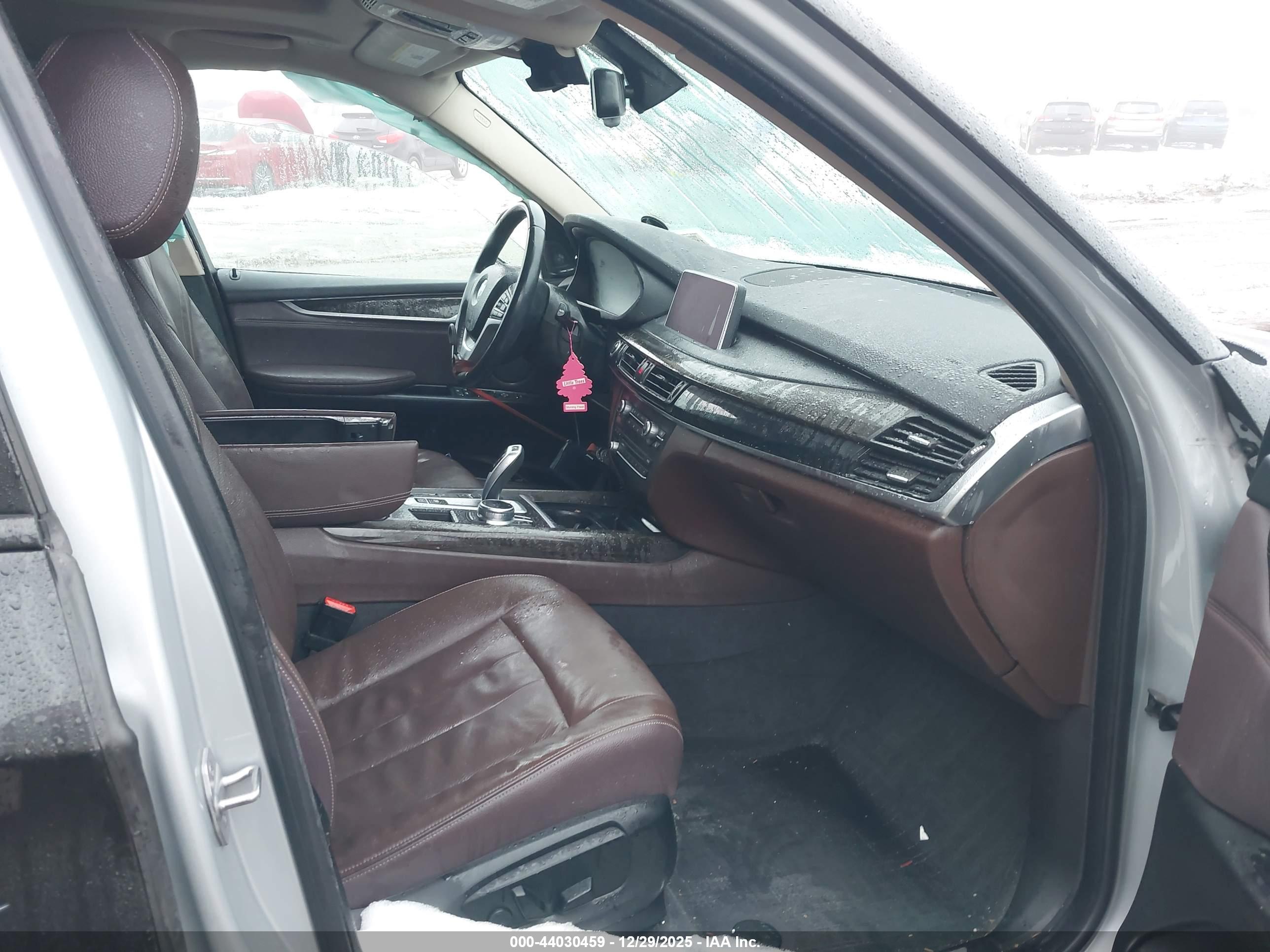 BMW X5 image 5