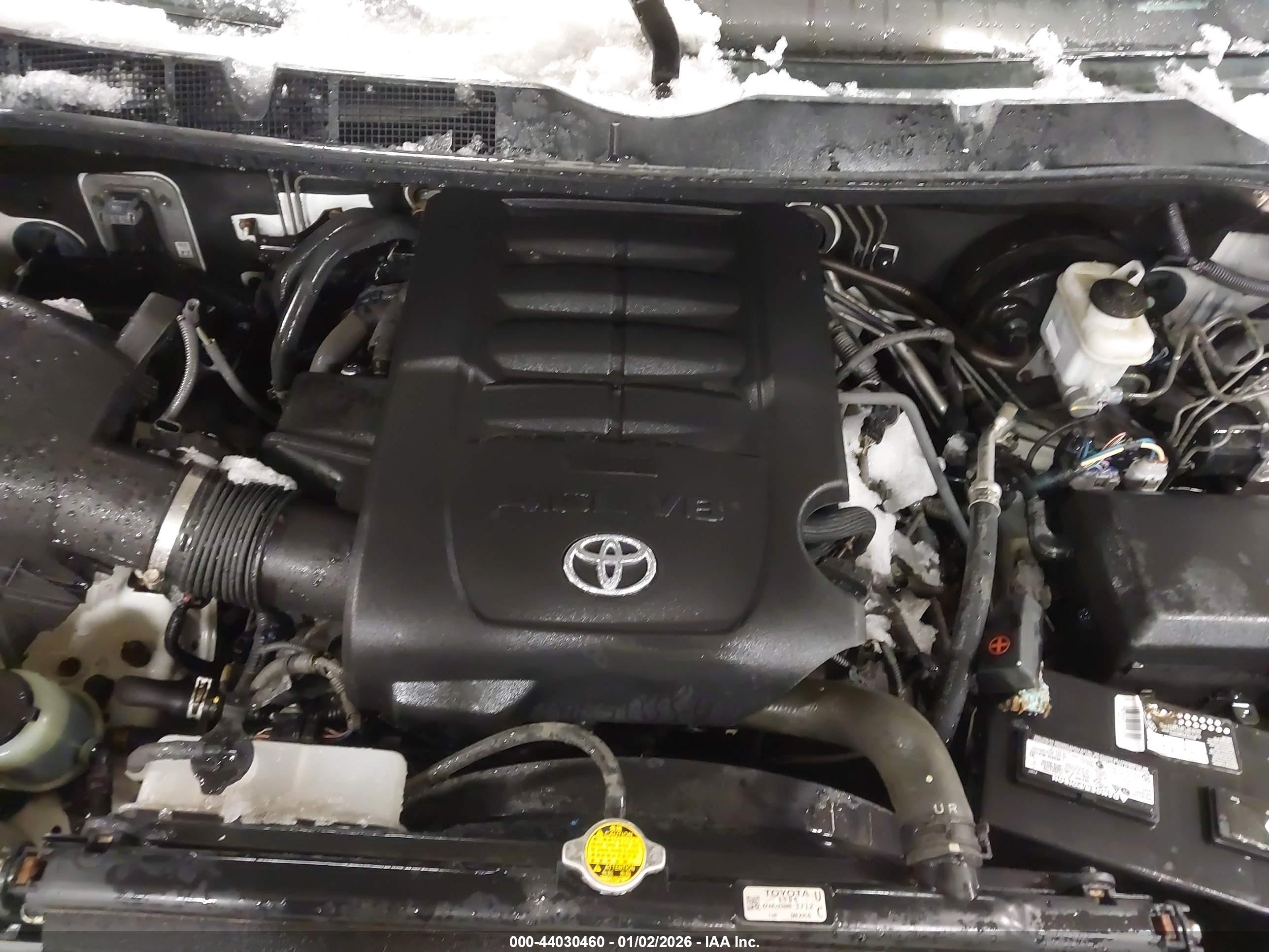 TOYOTA TUNDRA image 10