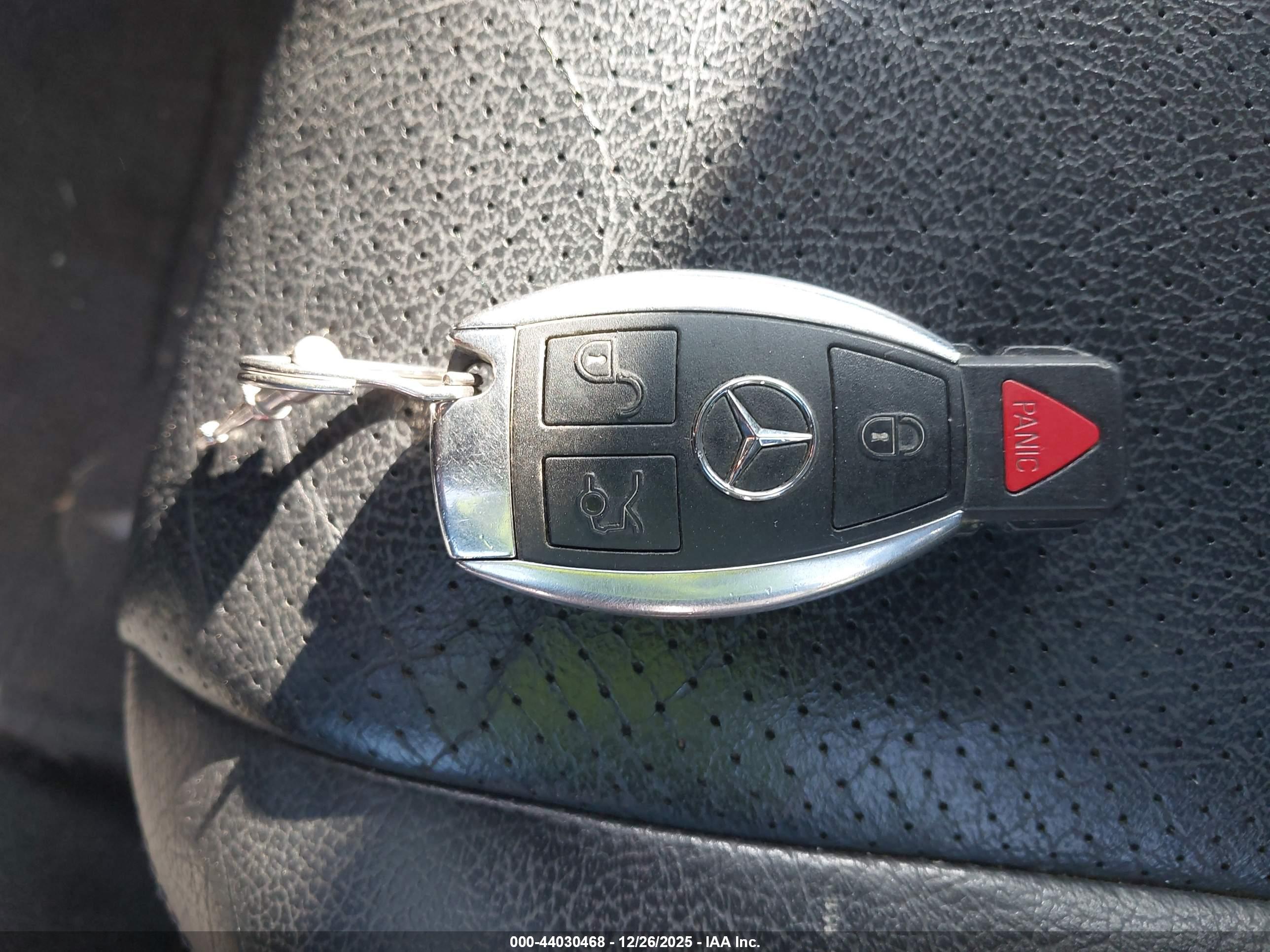 MERCEDES-BENZ C image 11