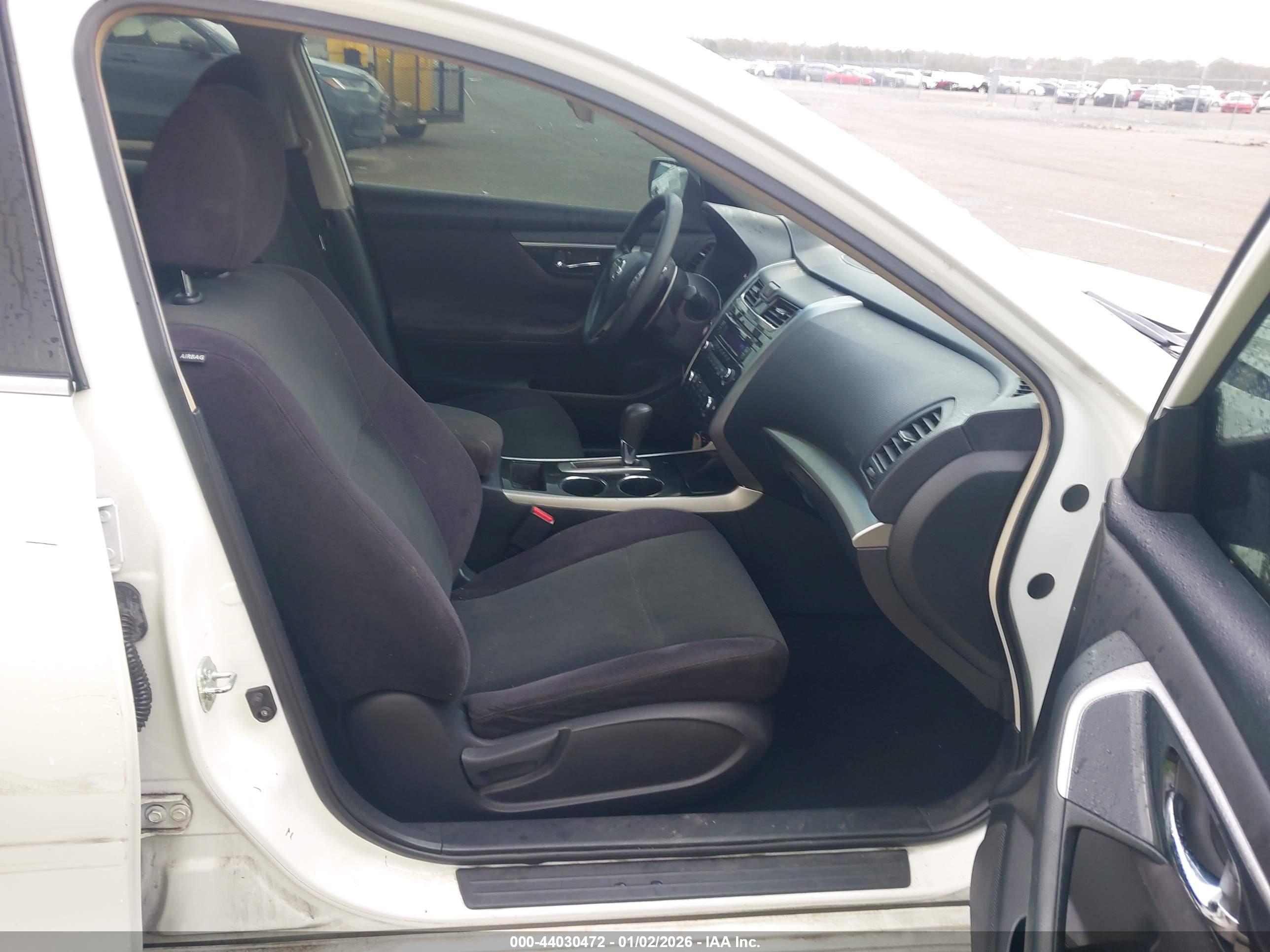 NISSAN ALTIMA image 5