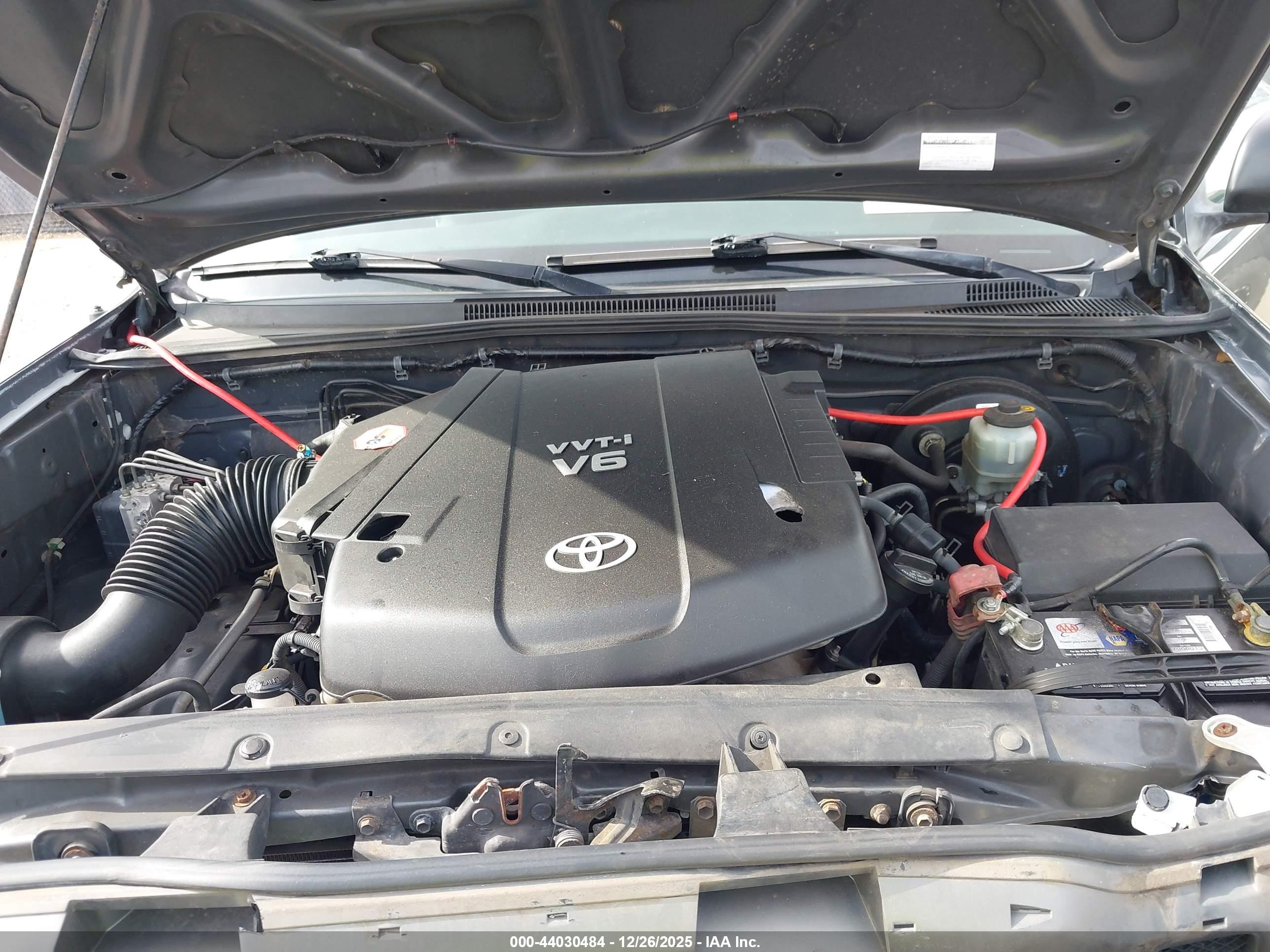 TOYOTA TACOMA image 10