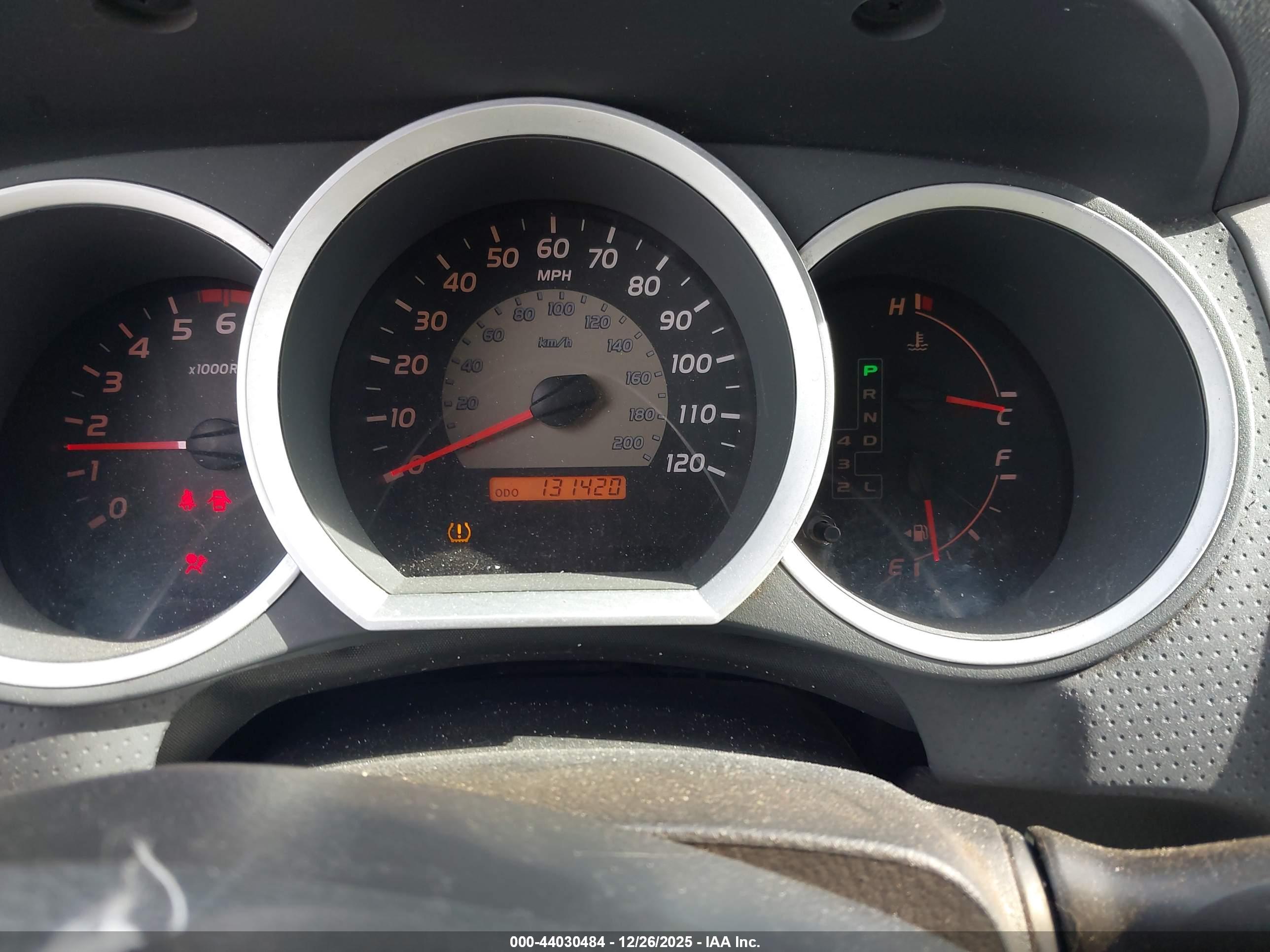 TOYOTA TACOMA image 7