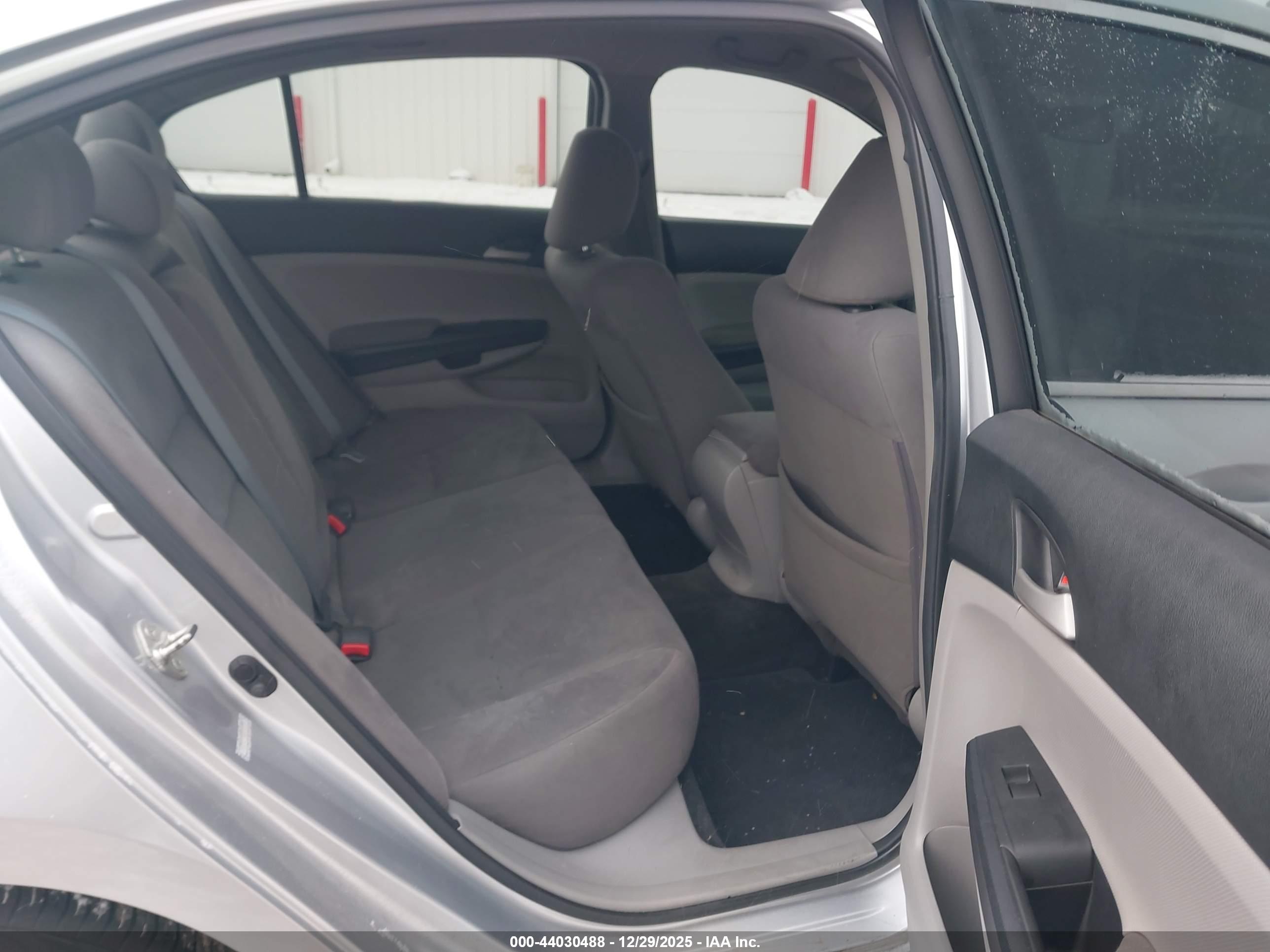 HONDA ACCORD image 8