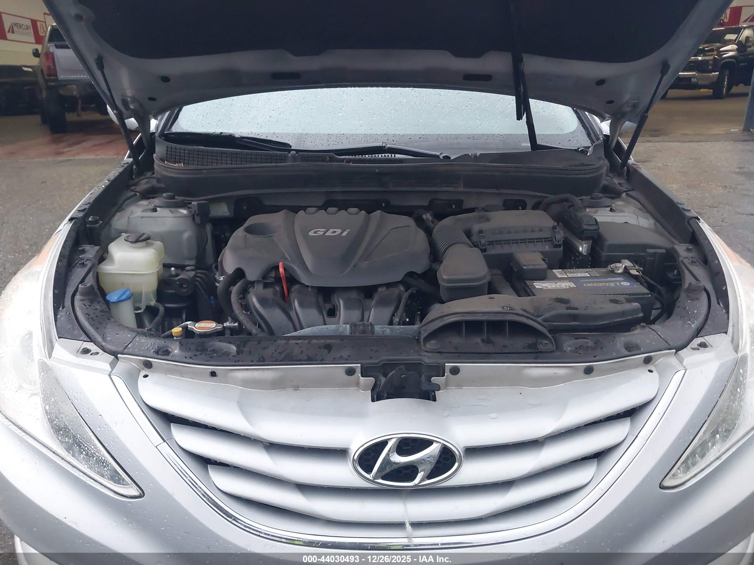 HYUNDAI SONATA image 10