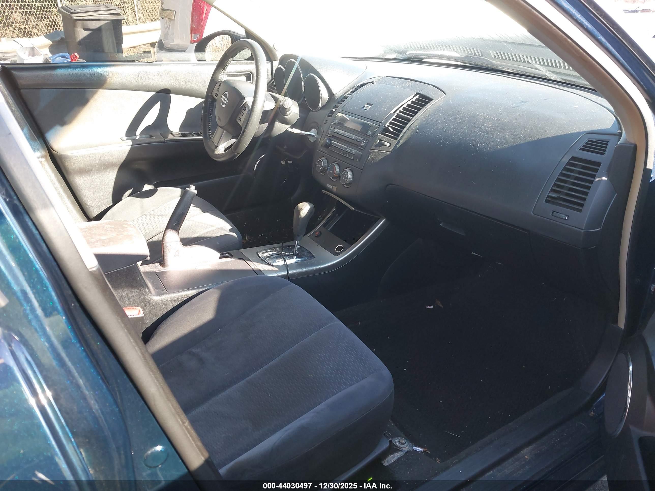 NISSAN ALTIMA image 5