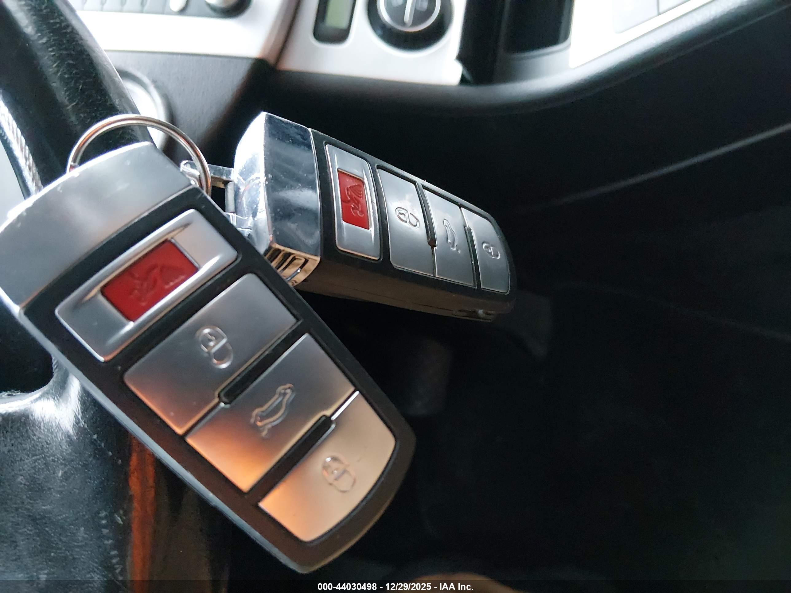 VOLKSWAGEN PASSAT image 11