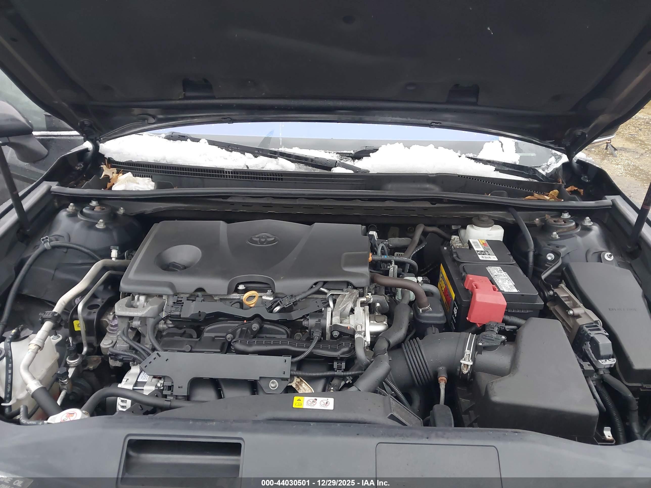 TOYOTA CAMRY image 10