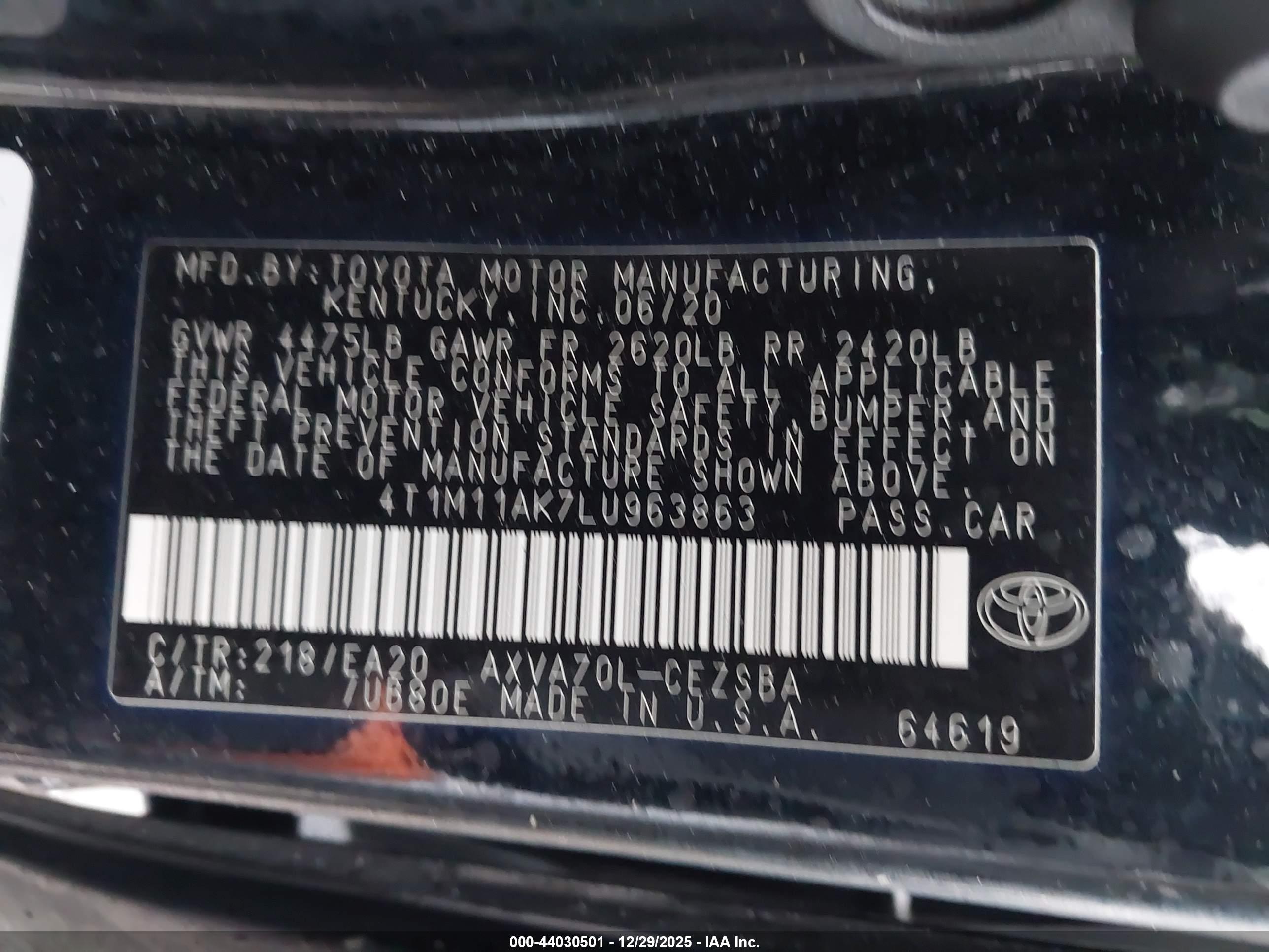TOYOTA CAMRY image 9