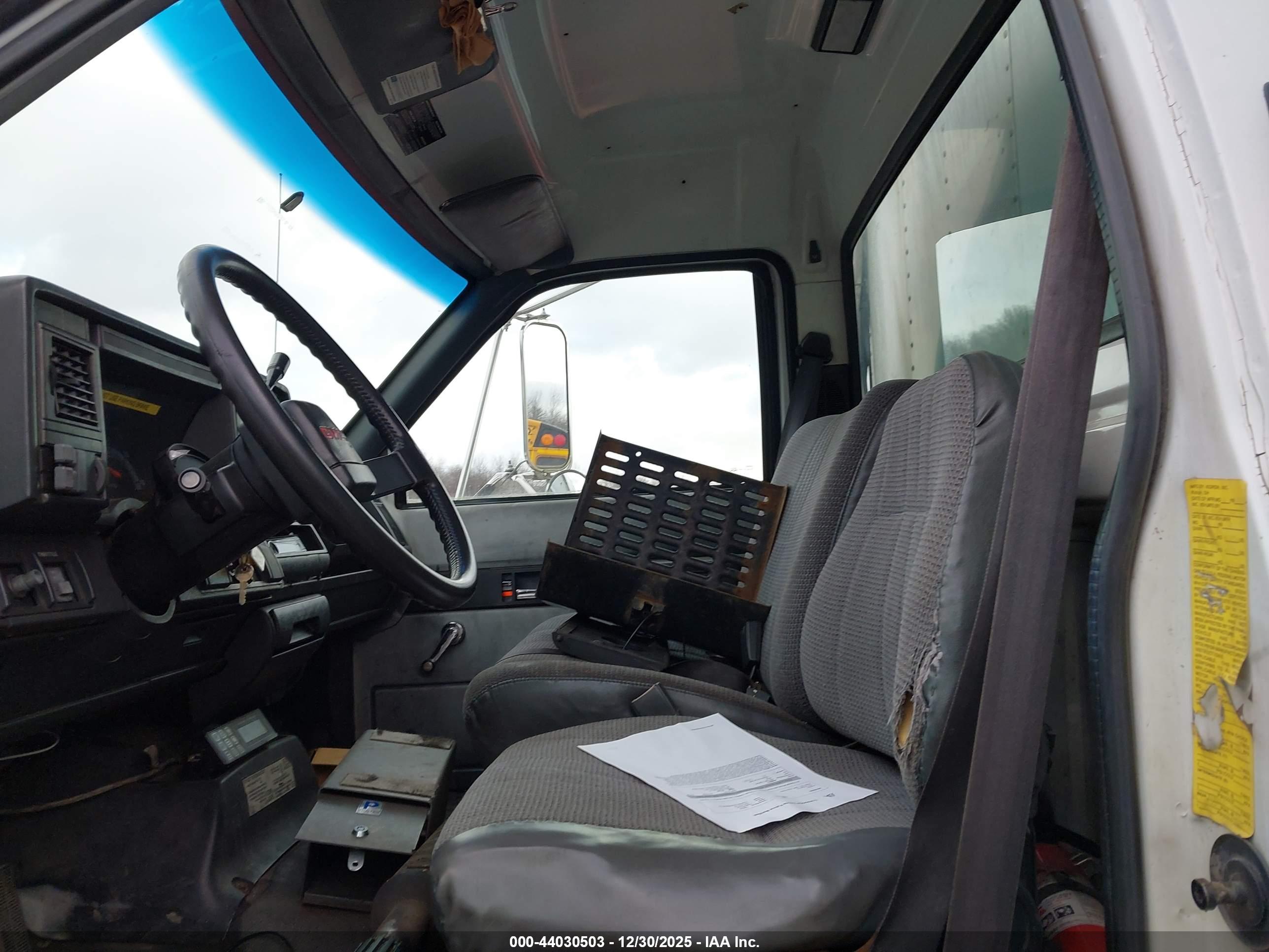 GMC TC6H042 image 7