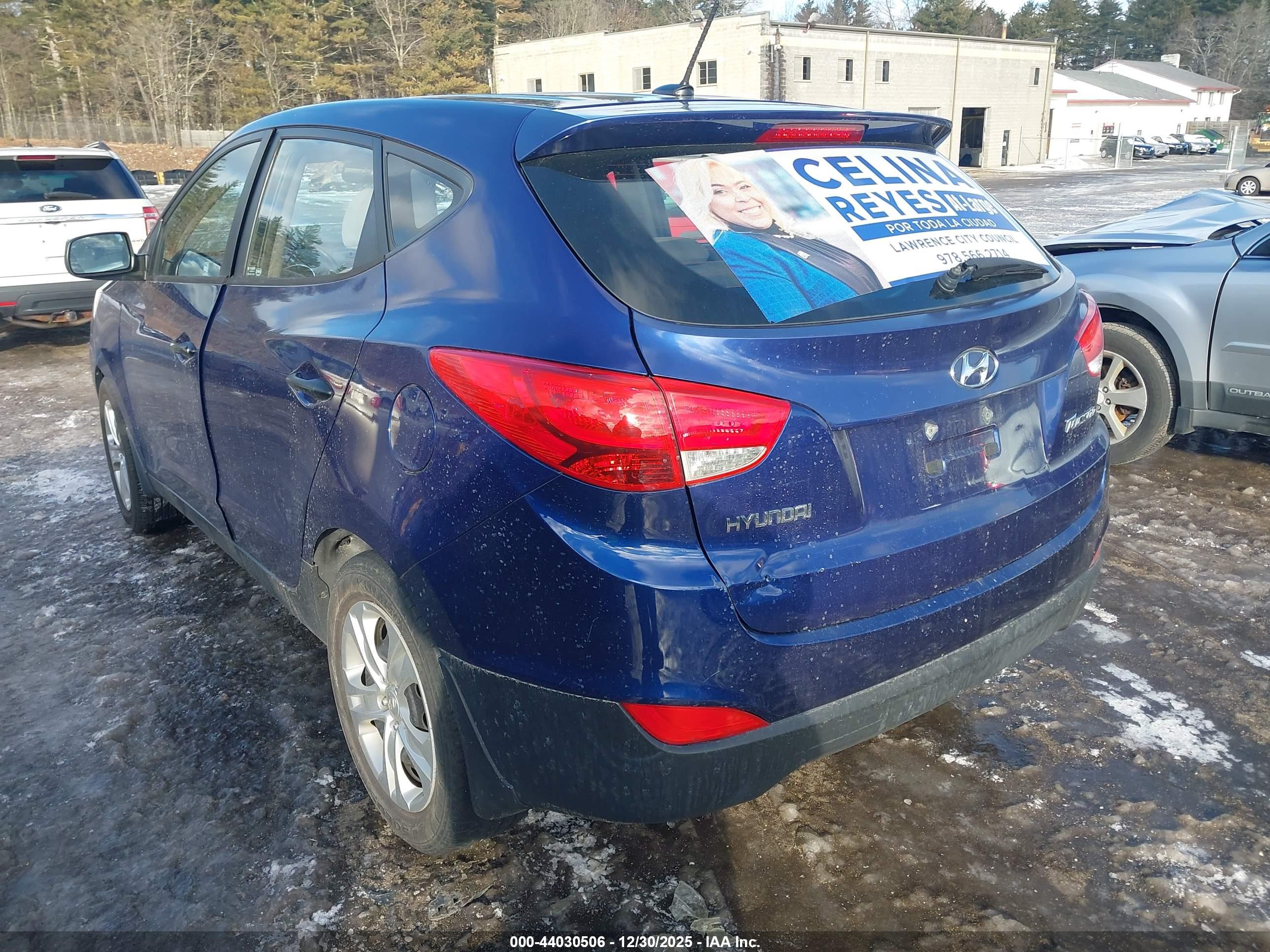 HYUNDAI TUCSON image 3