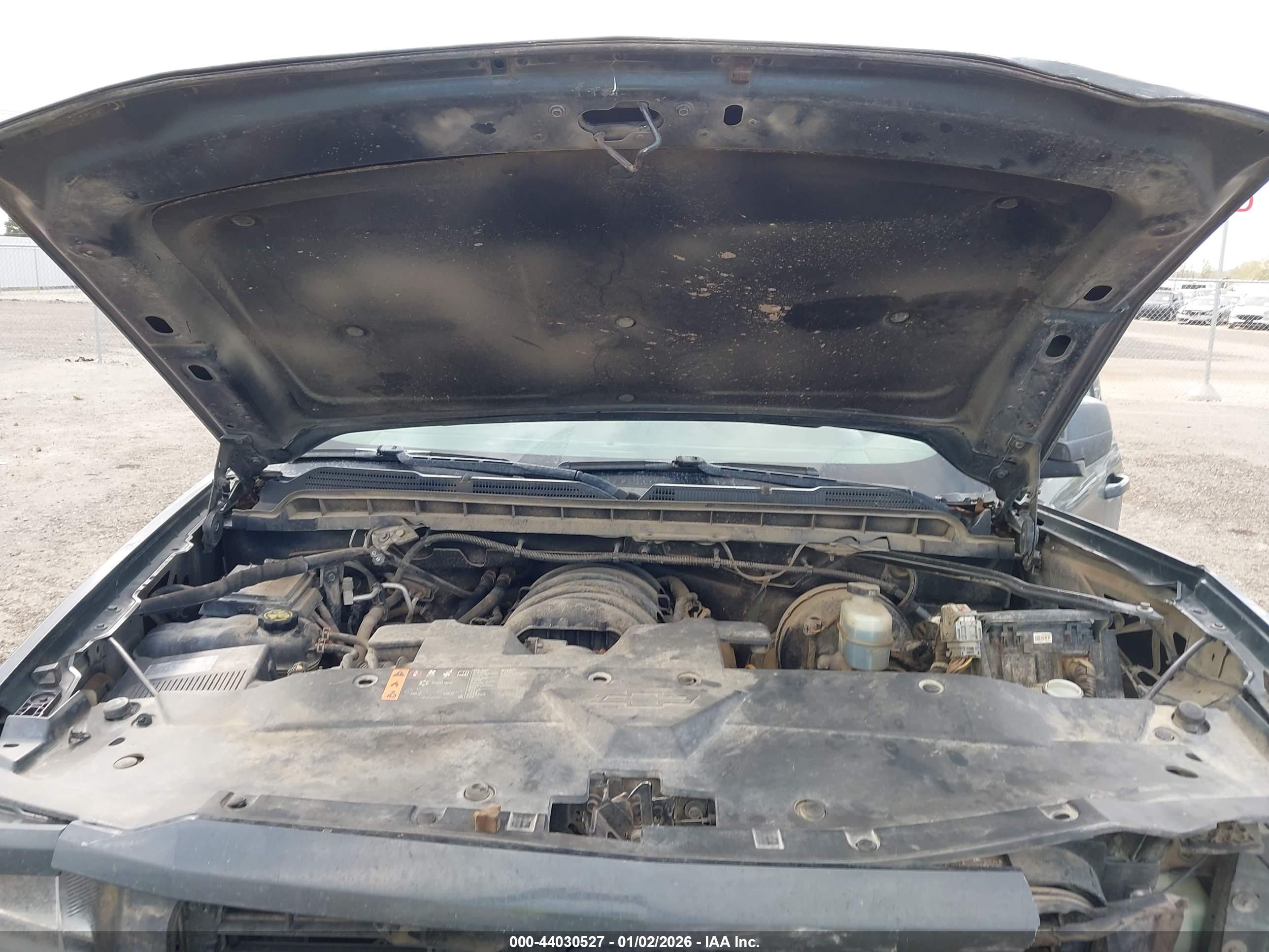 CHEVROLET SILVERADO image 10