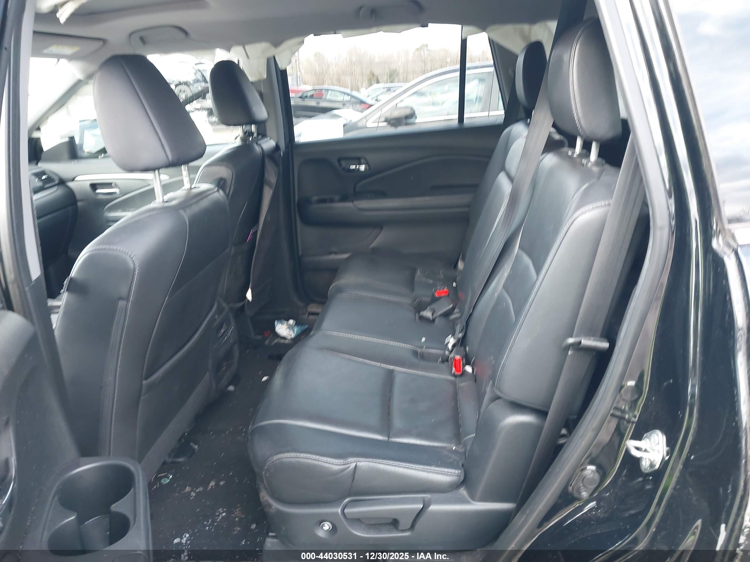 HONDA PILOT image 8
