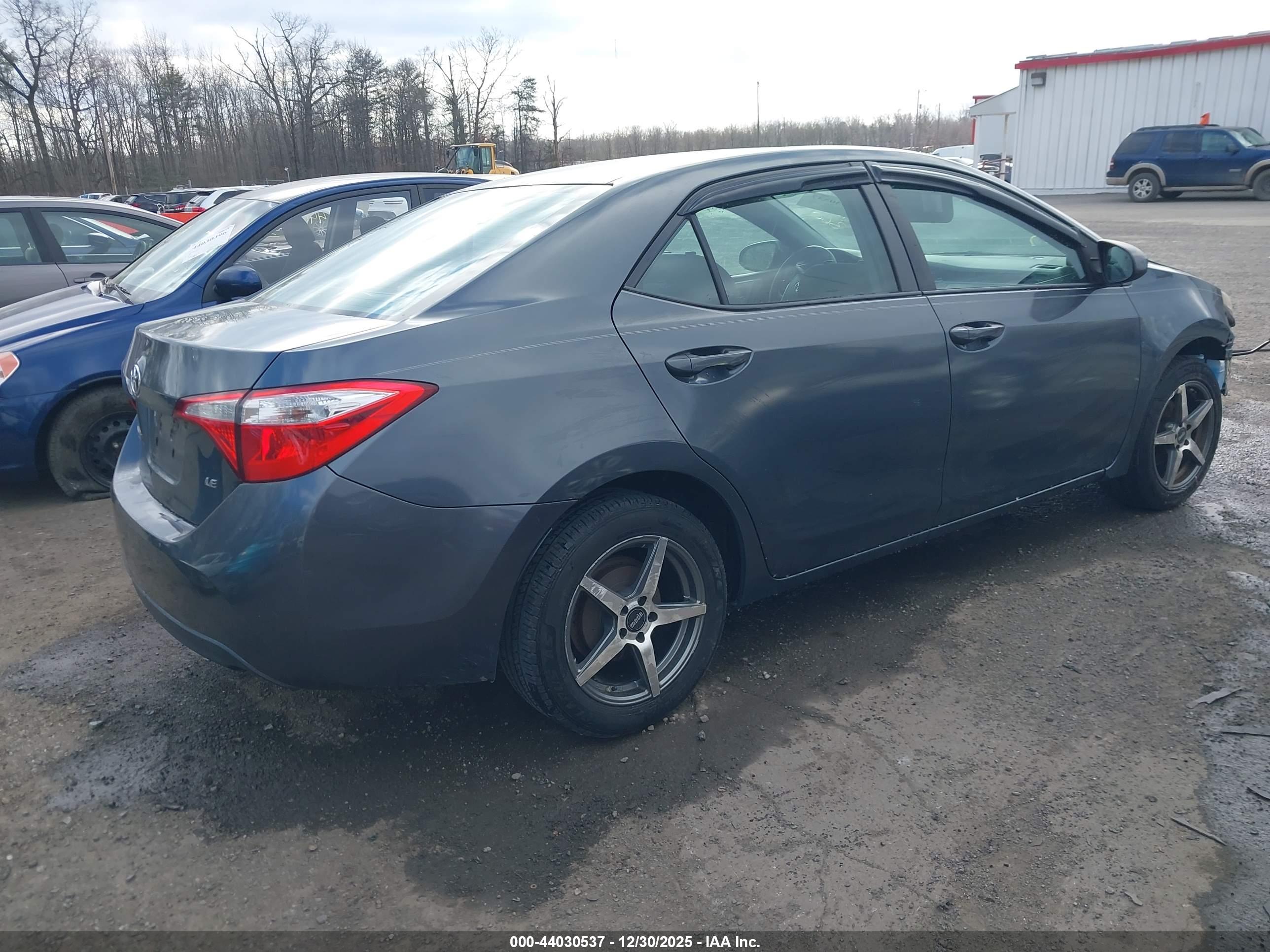 TOYOTA COROLLA image 4