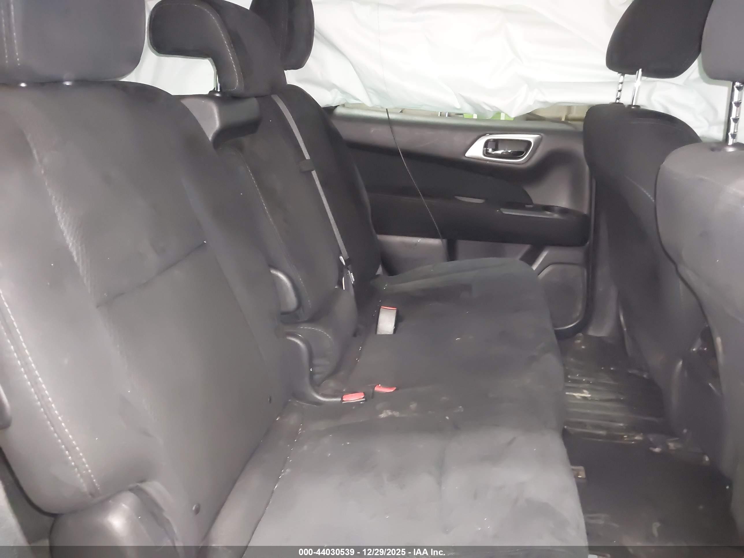 NISSAN PATHFINDER image 8