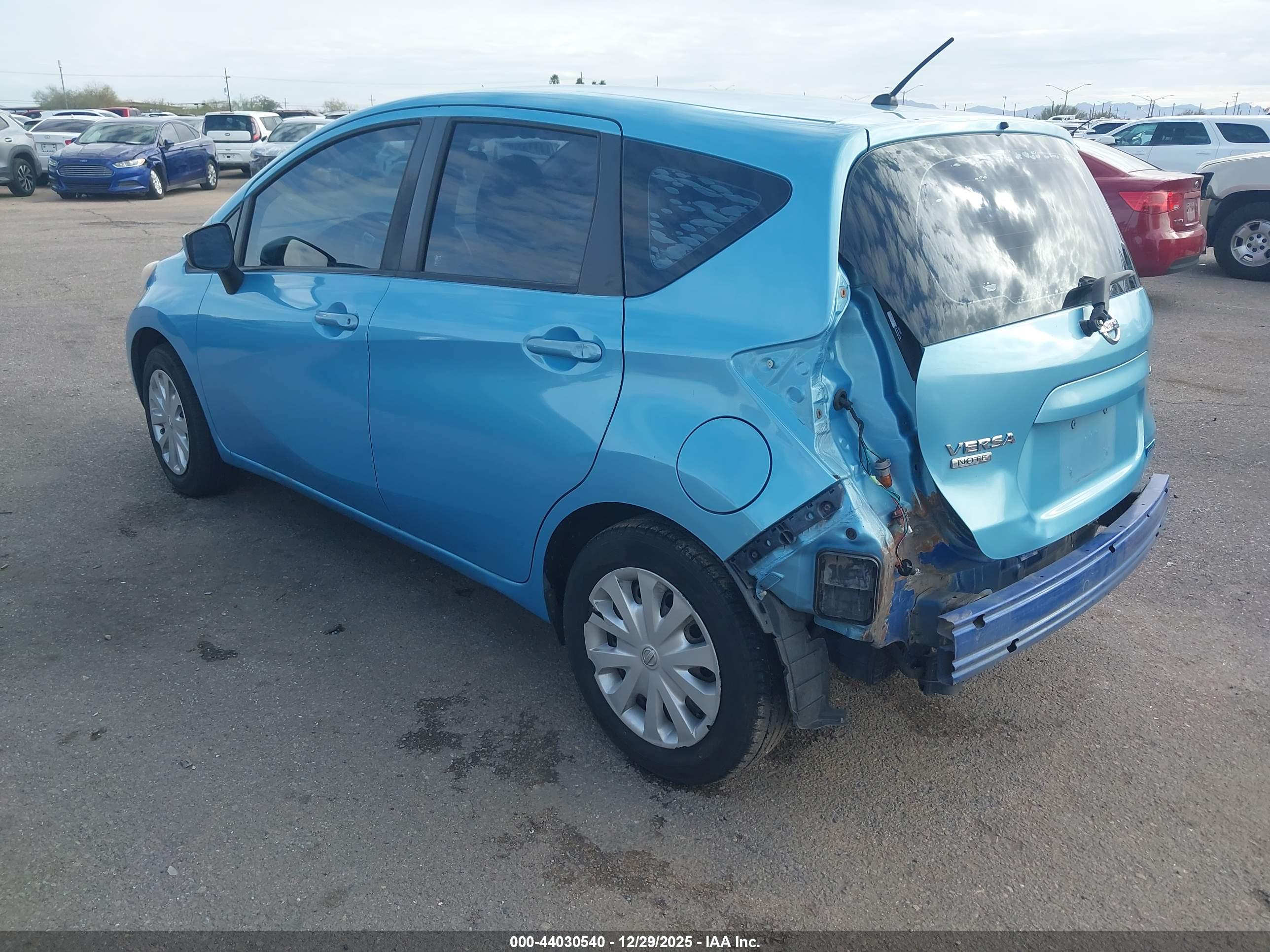 NISSAN VERSA image 3