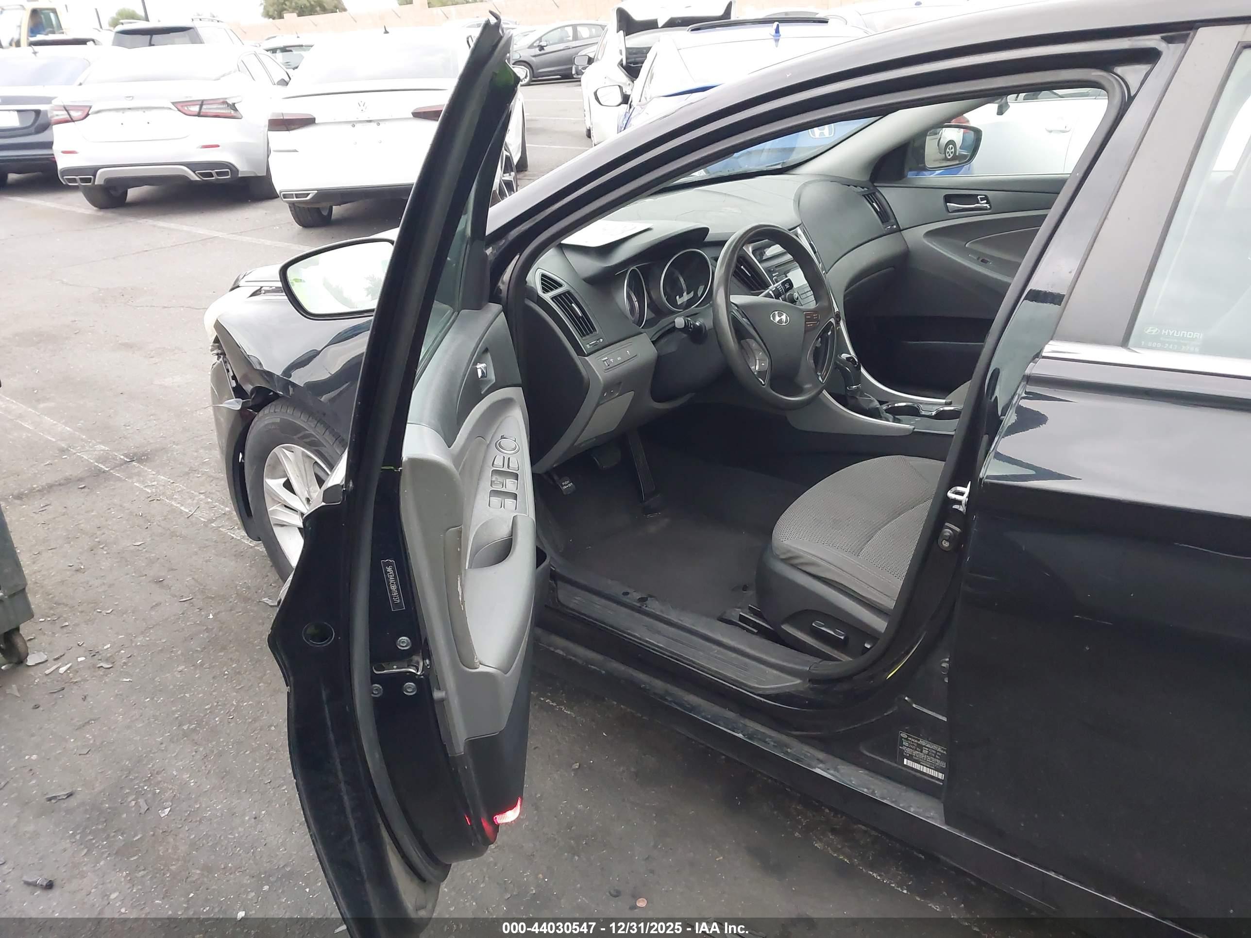 HYUNDAI SONATA image 5