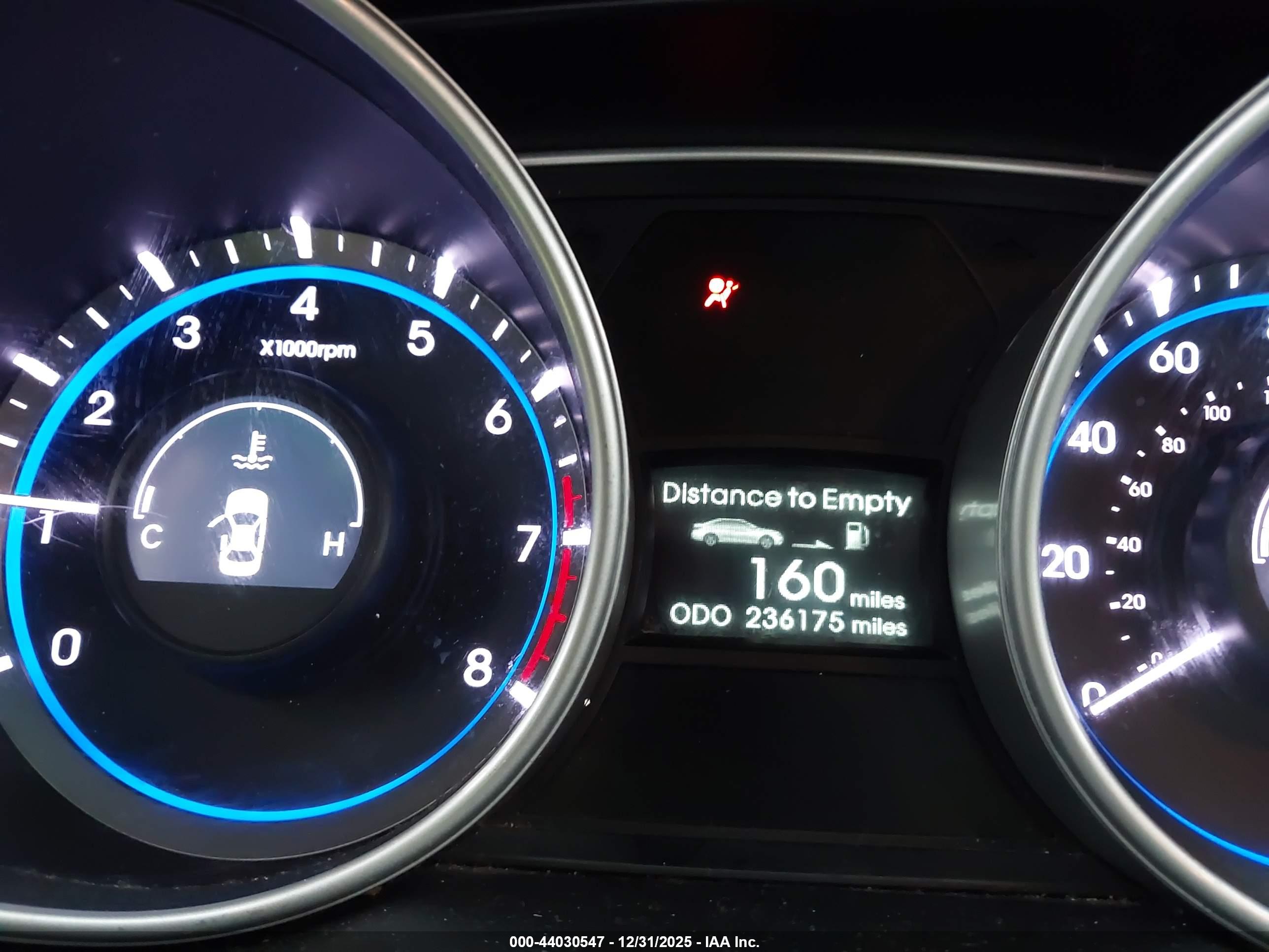 HYUNDAI SONATA image 7