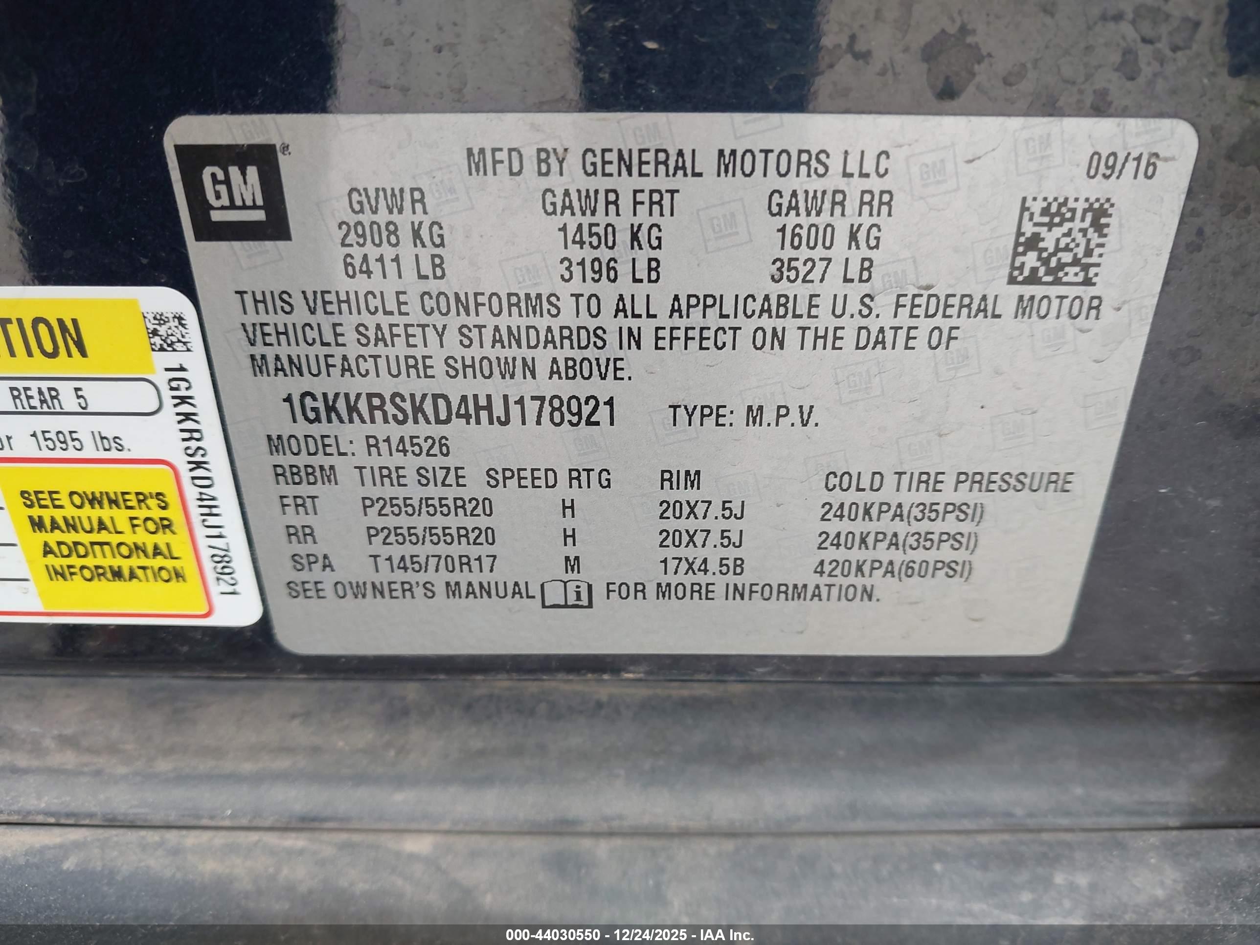 GMC ACADIA image 9