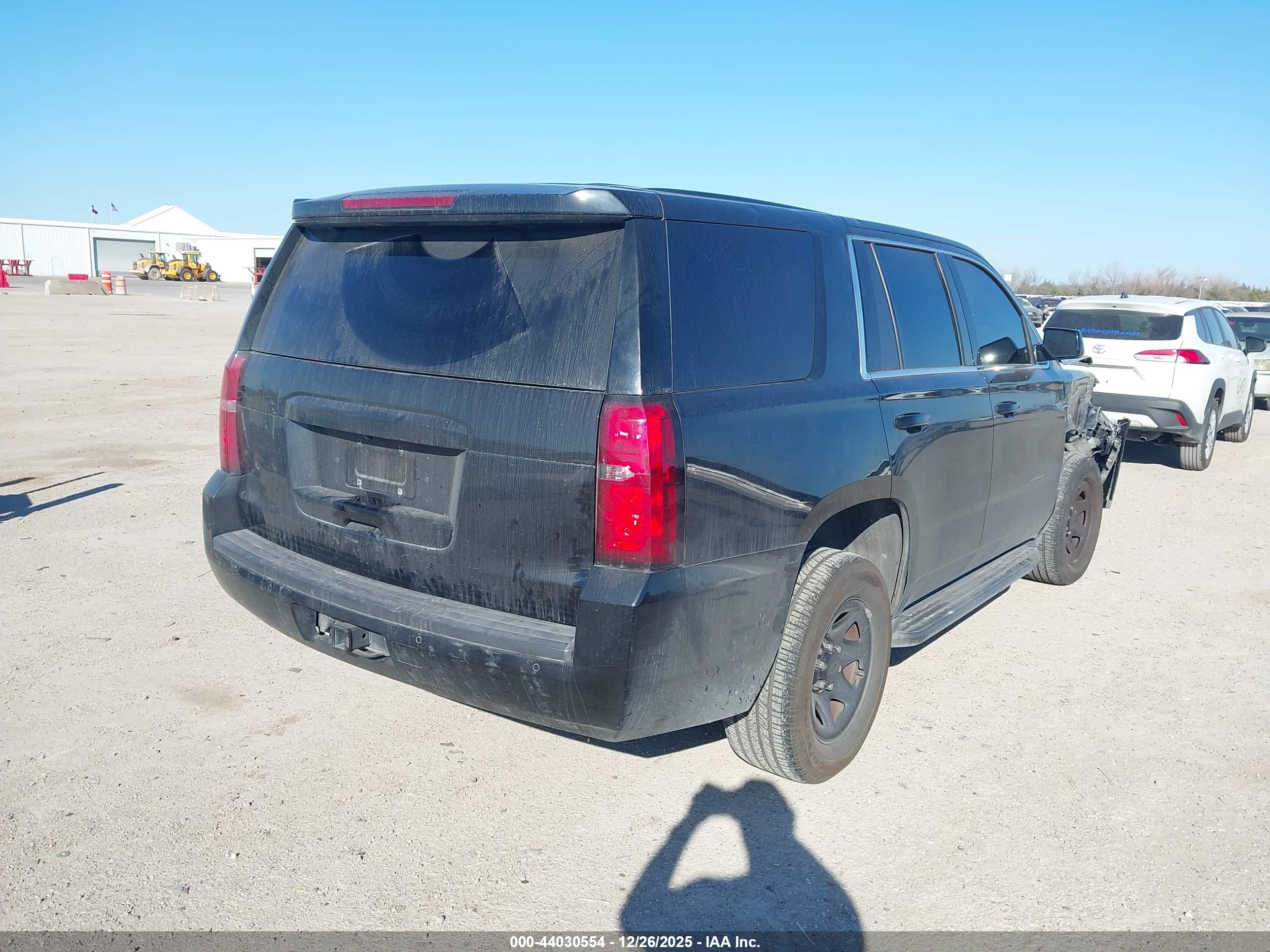 CHEVROLET TAHOE image 4