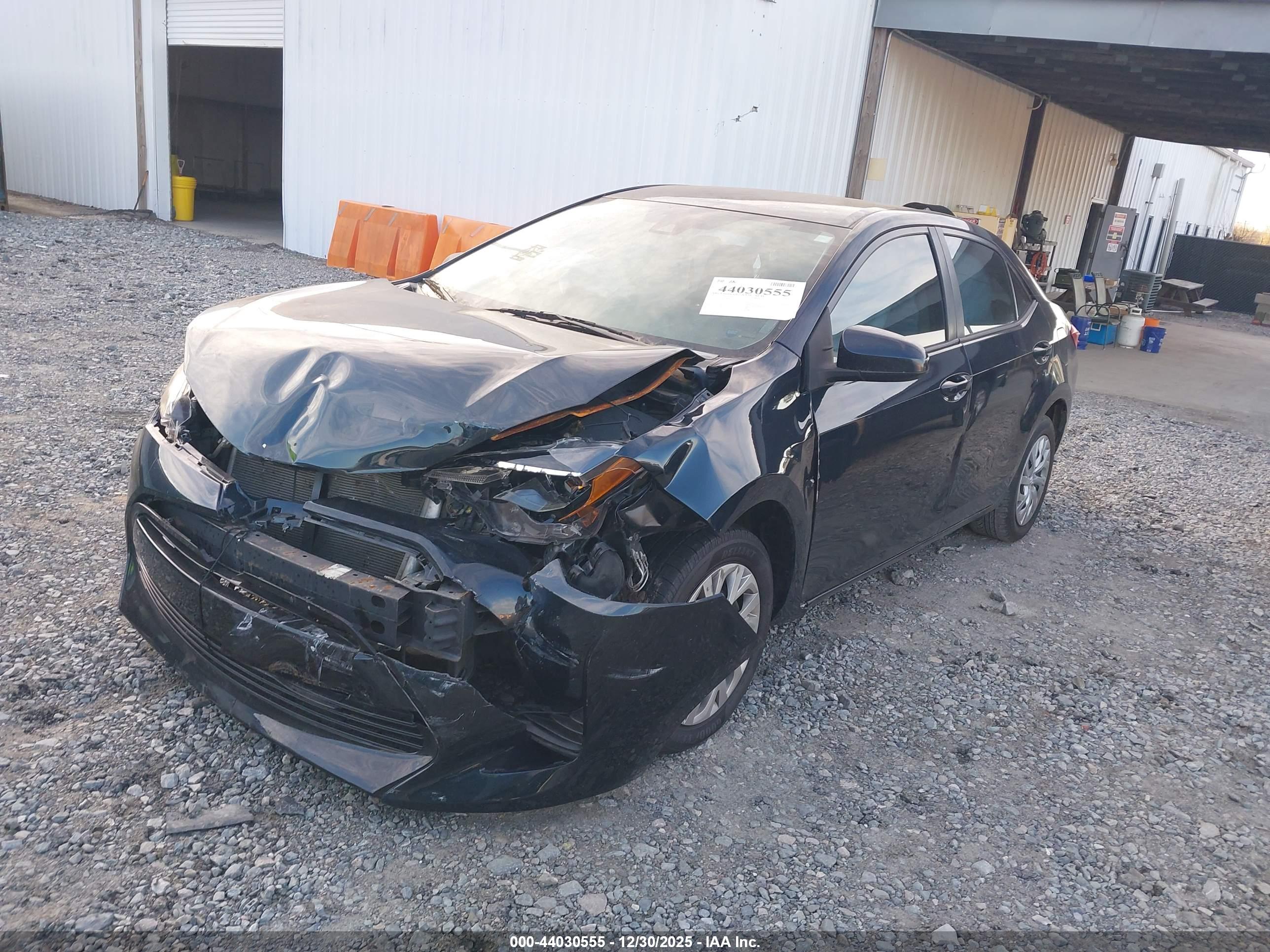 TOYOTA COROLLA image 2
