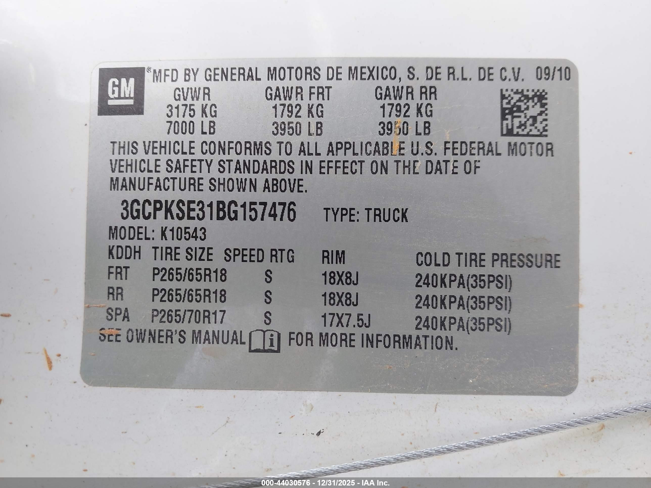 CHEVROLET SILVERADO image 9