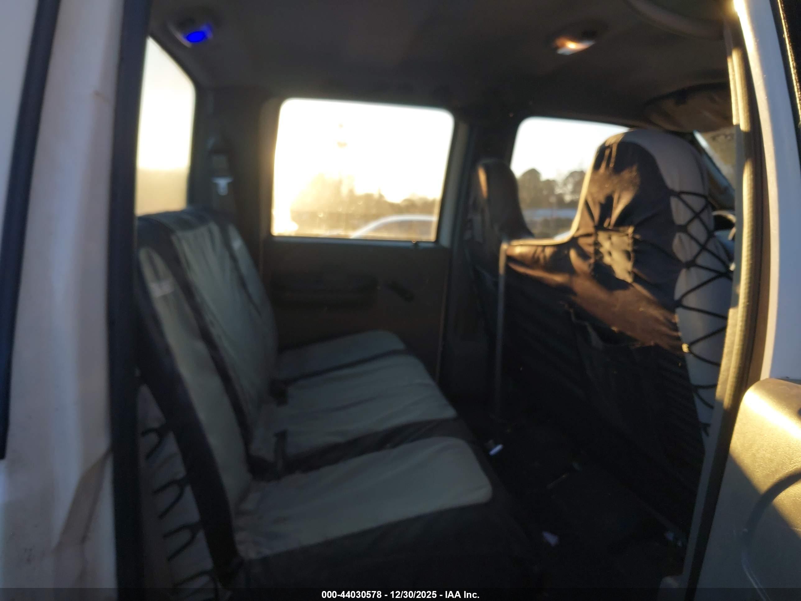FORD F-250 image 8