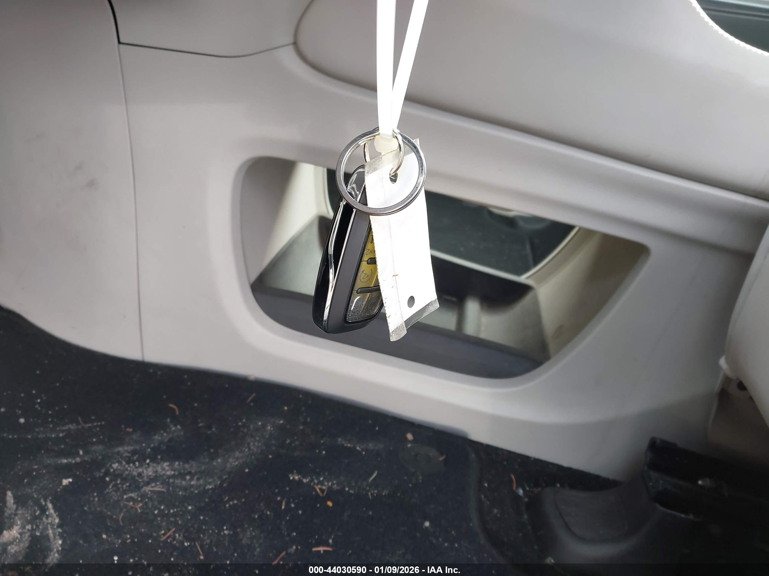 CHRYSLER PACIFICA image 11