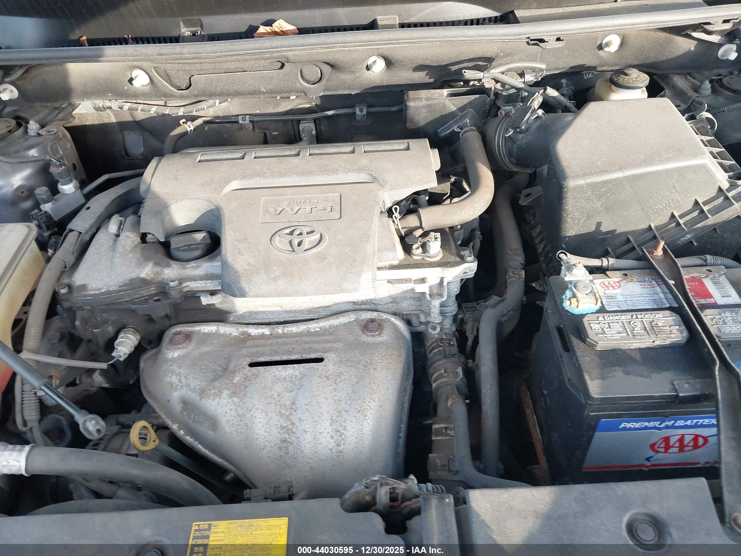 TOYOTA RAV4 image 10