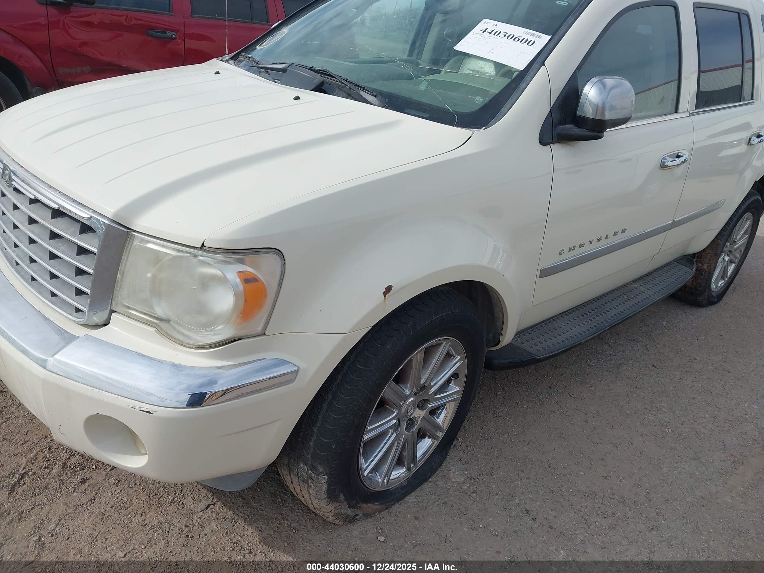 CHRYSLER ASPEN image 6
