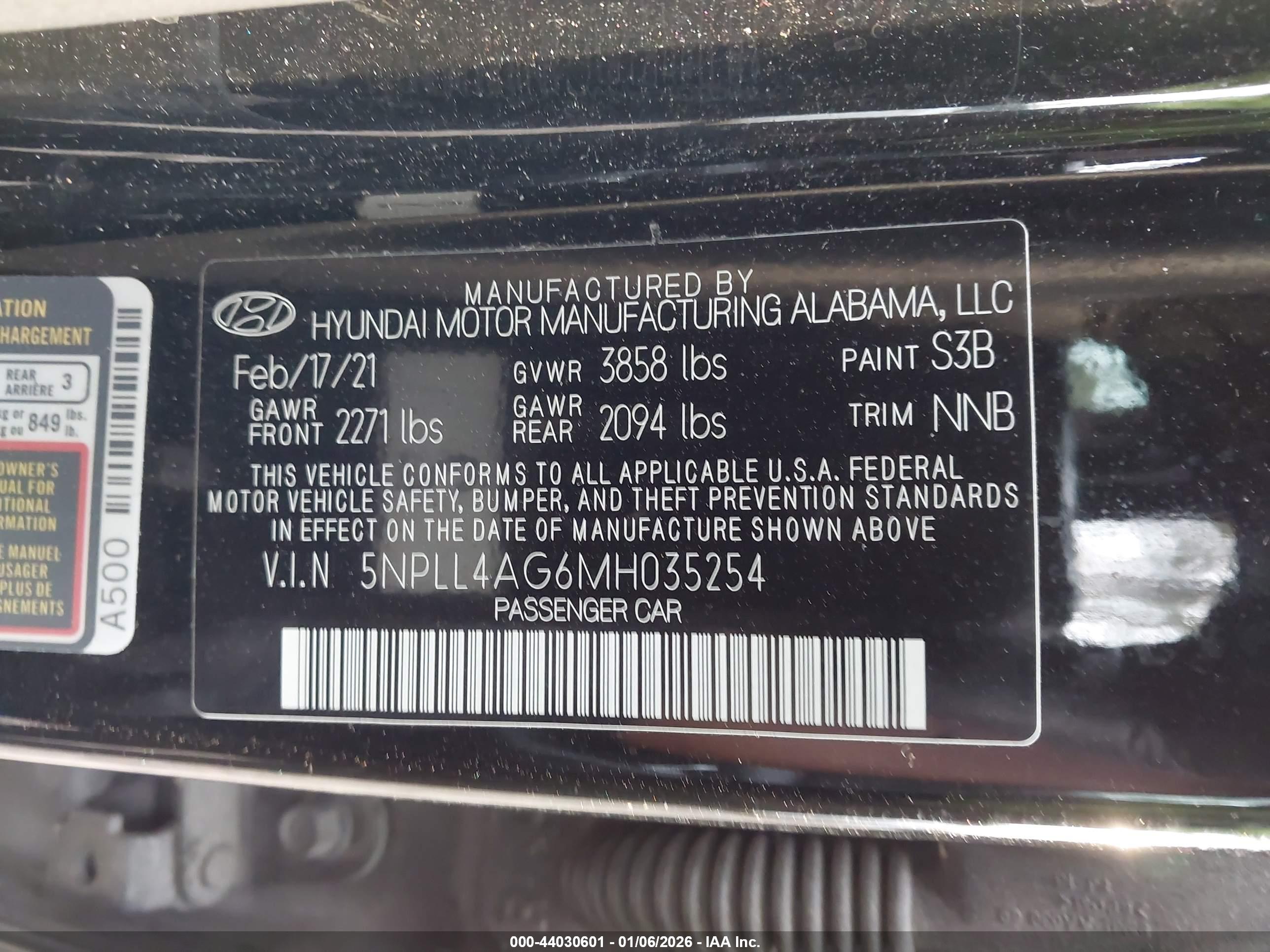 HYUNDAI ELANTRA image 9