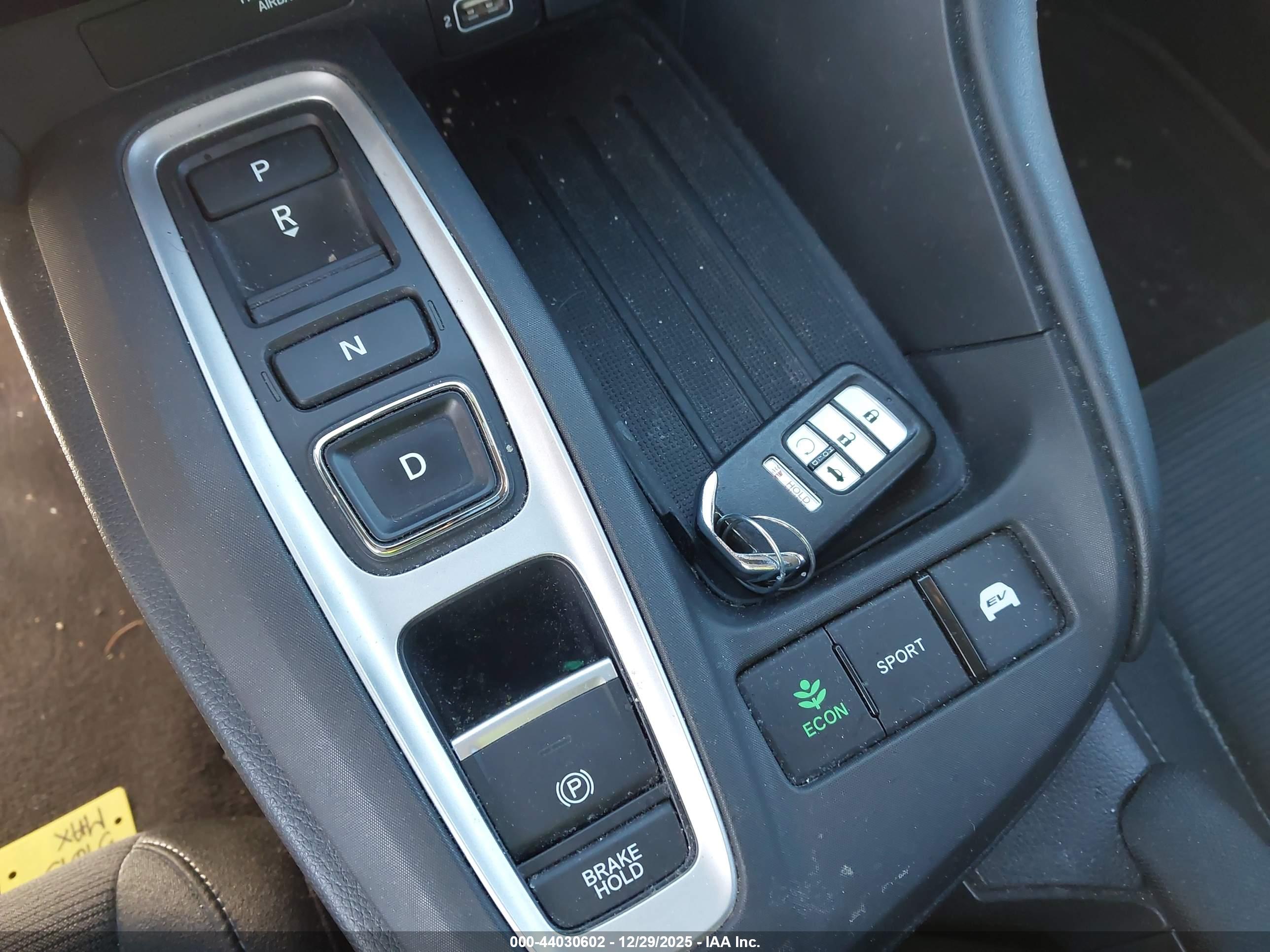 HONDA INSIGHT image 11