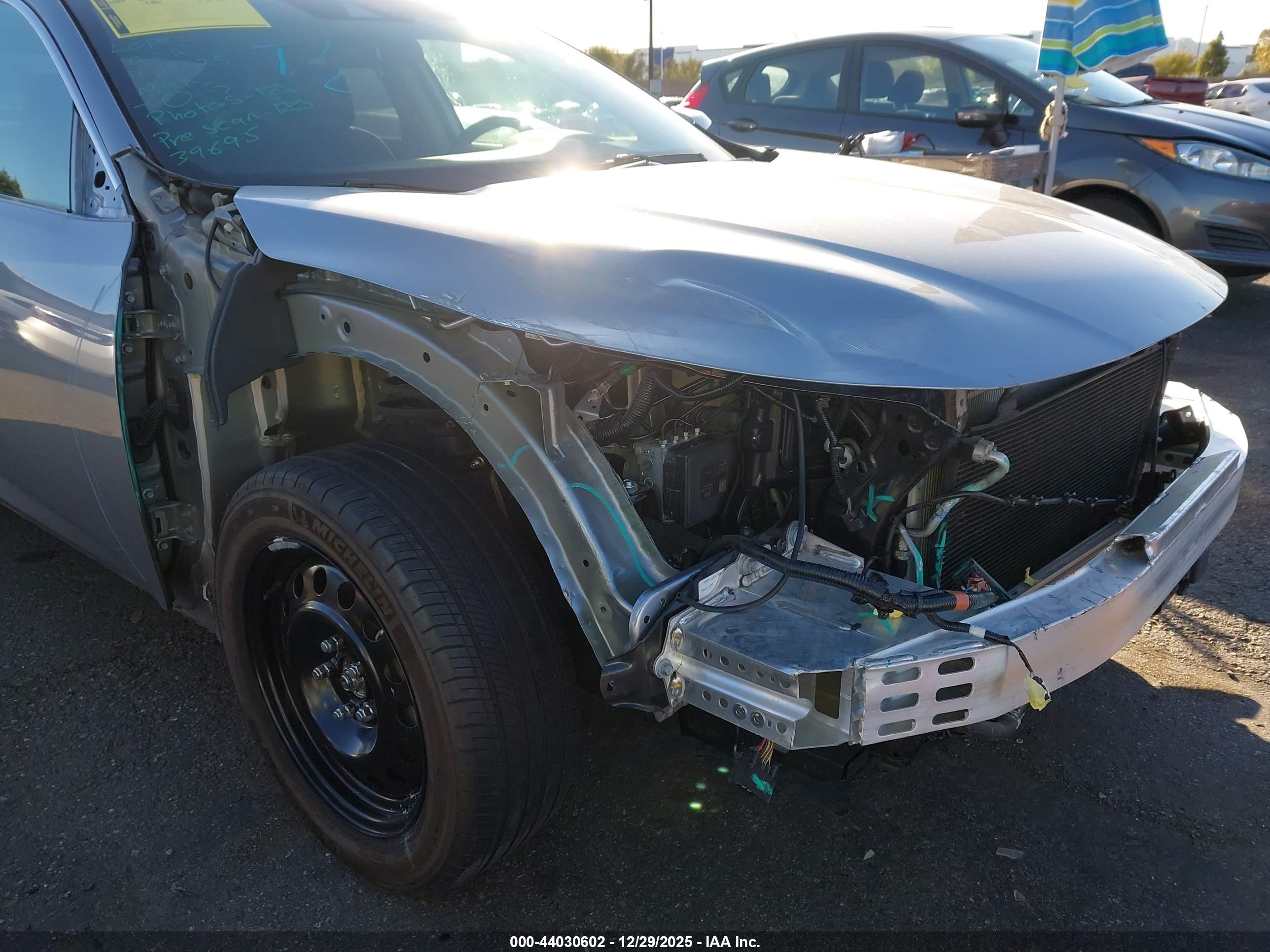 HONDA INSIGHT image 6