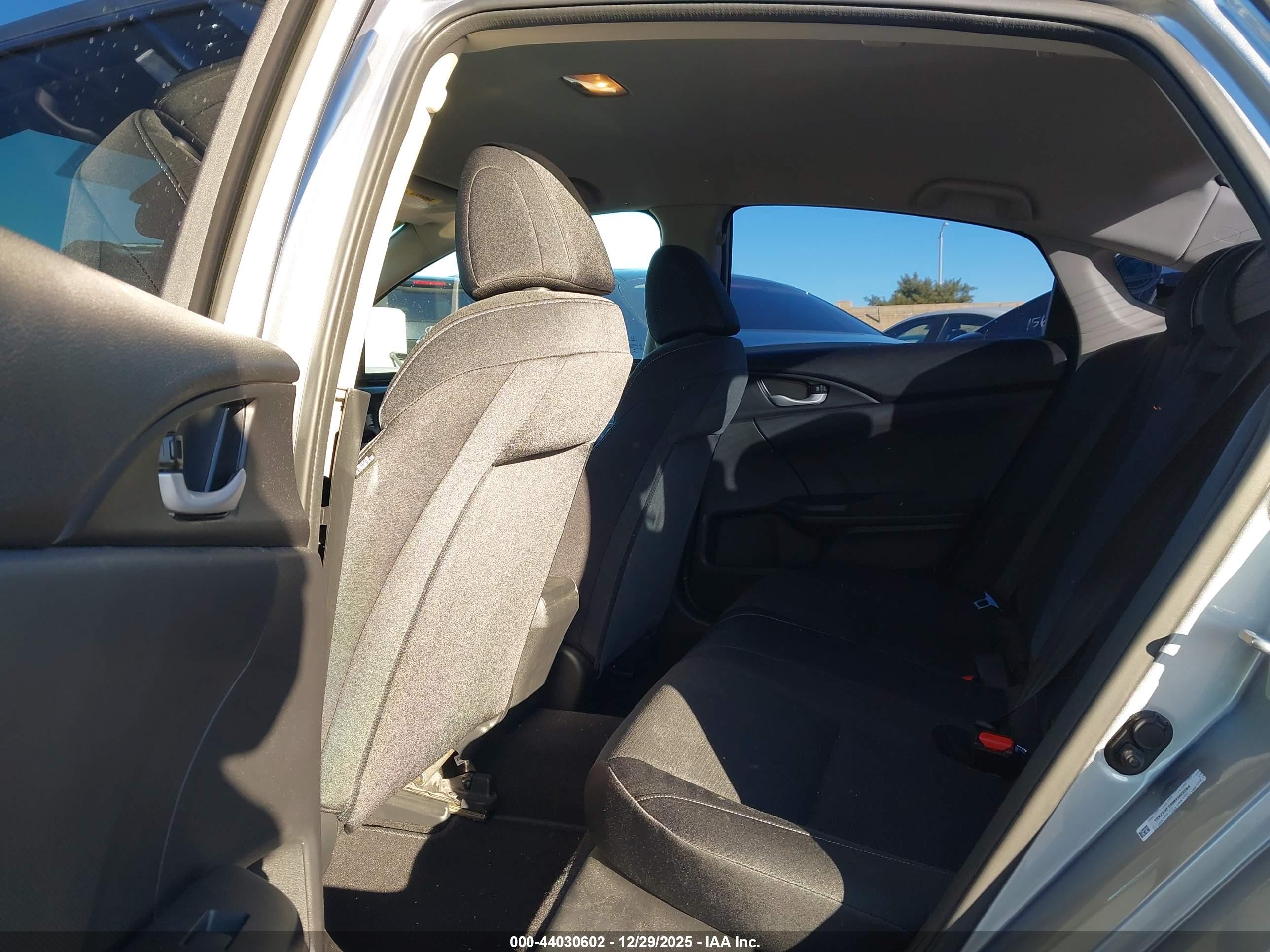HONDA INSIGHT image 8
