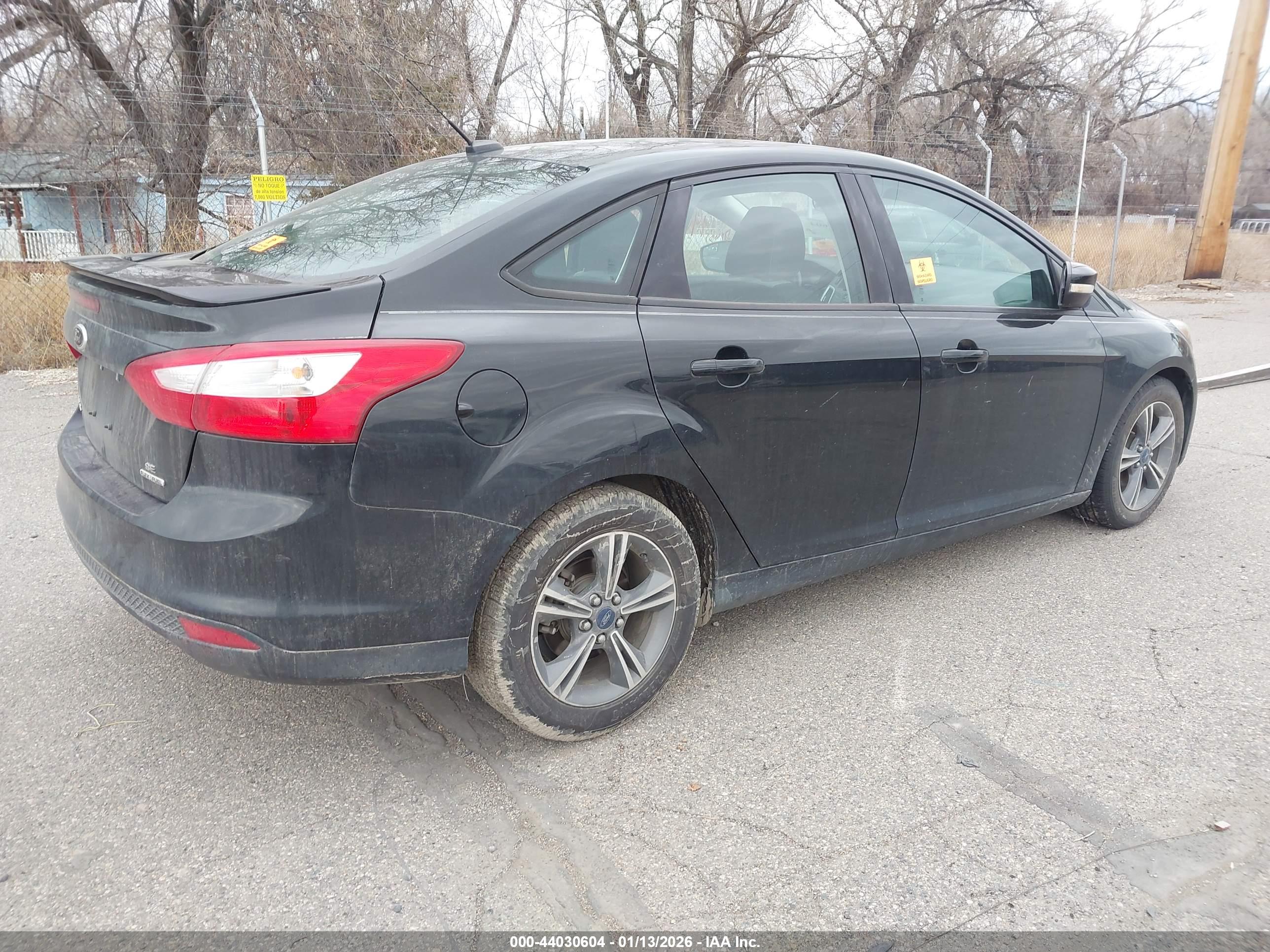 FORD FOCUS image 4
