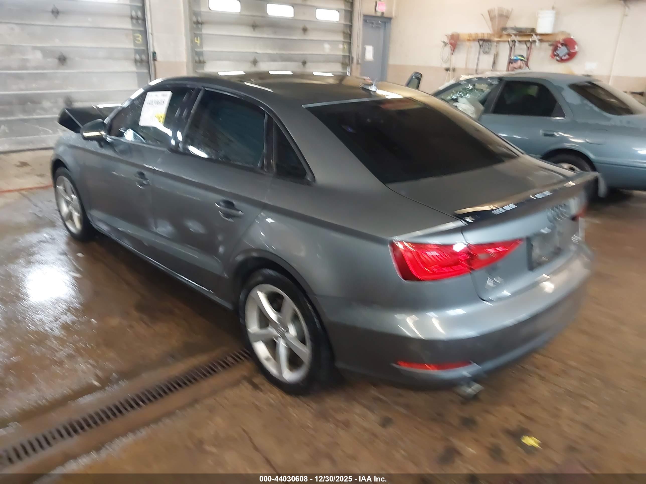 AUDI A3 image 3