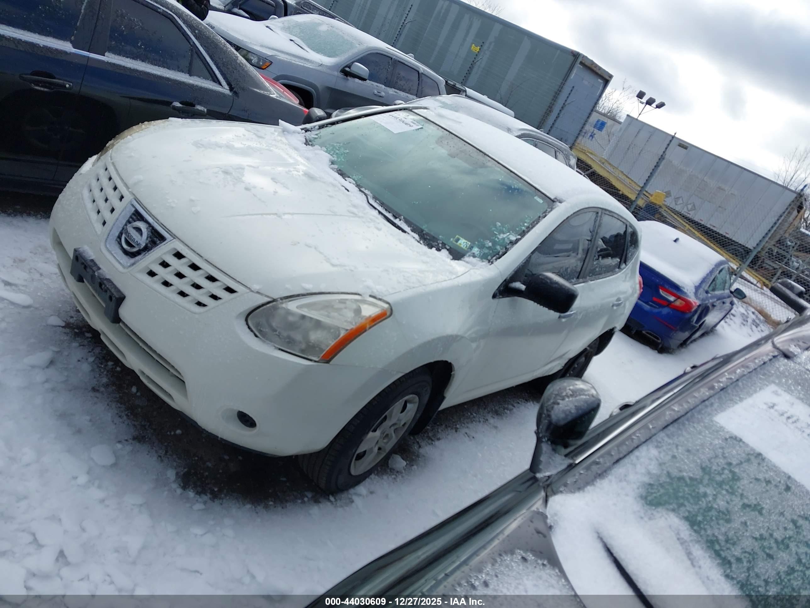 NISSAN ROGUE image 2