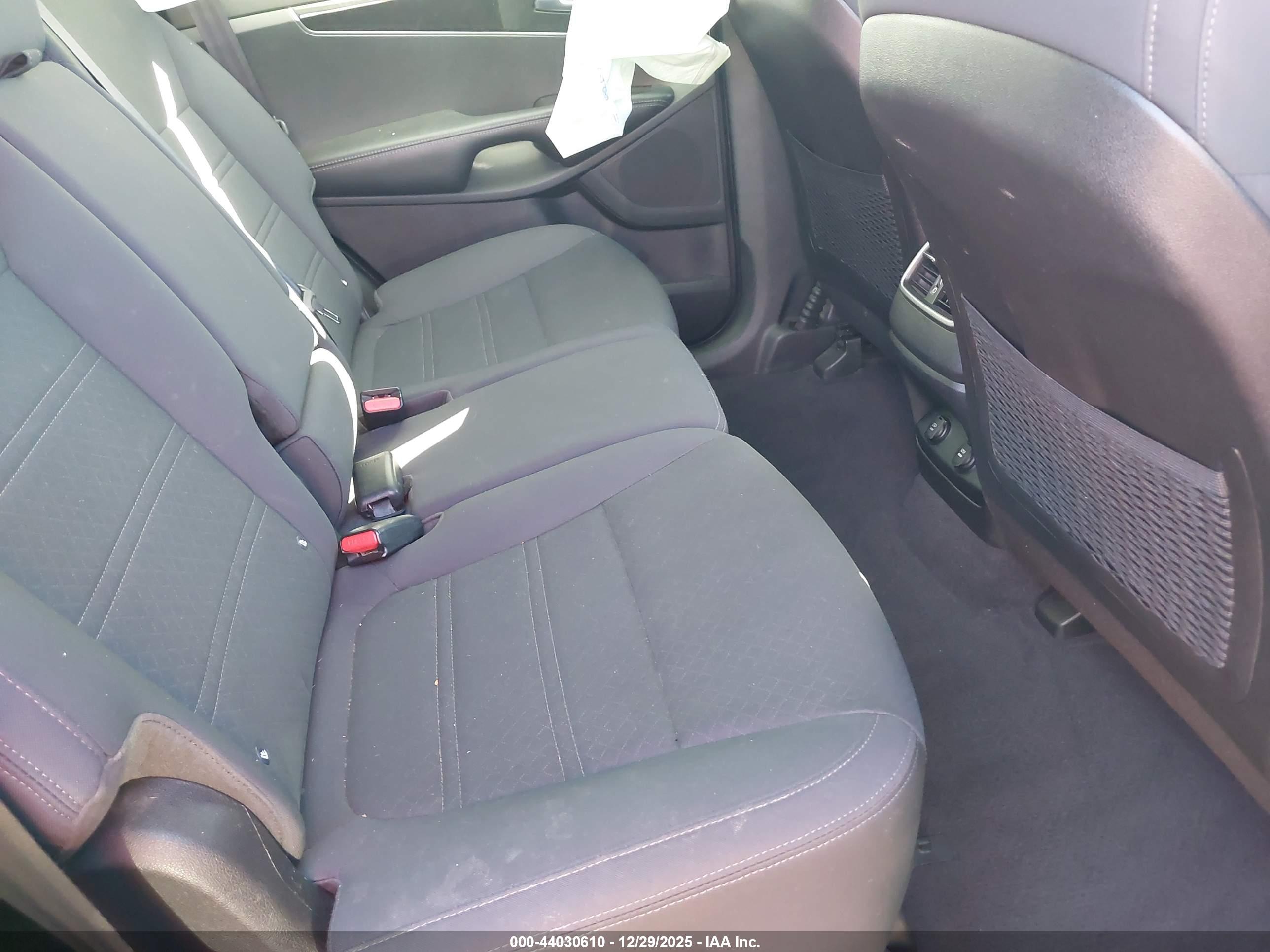 KIA SORENTO image 8