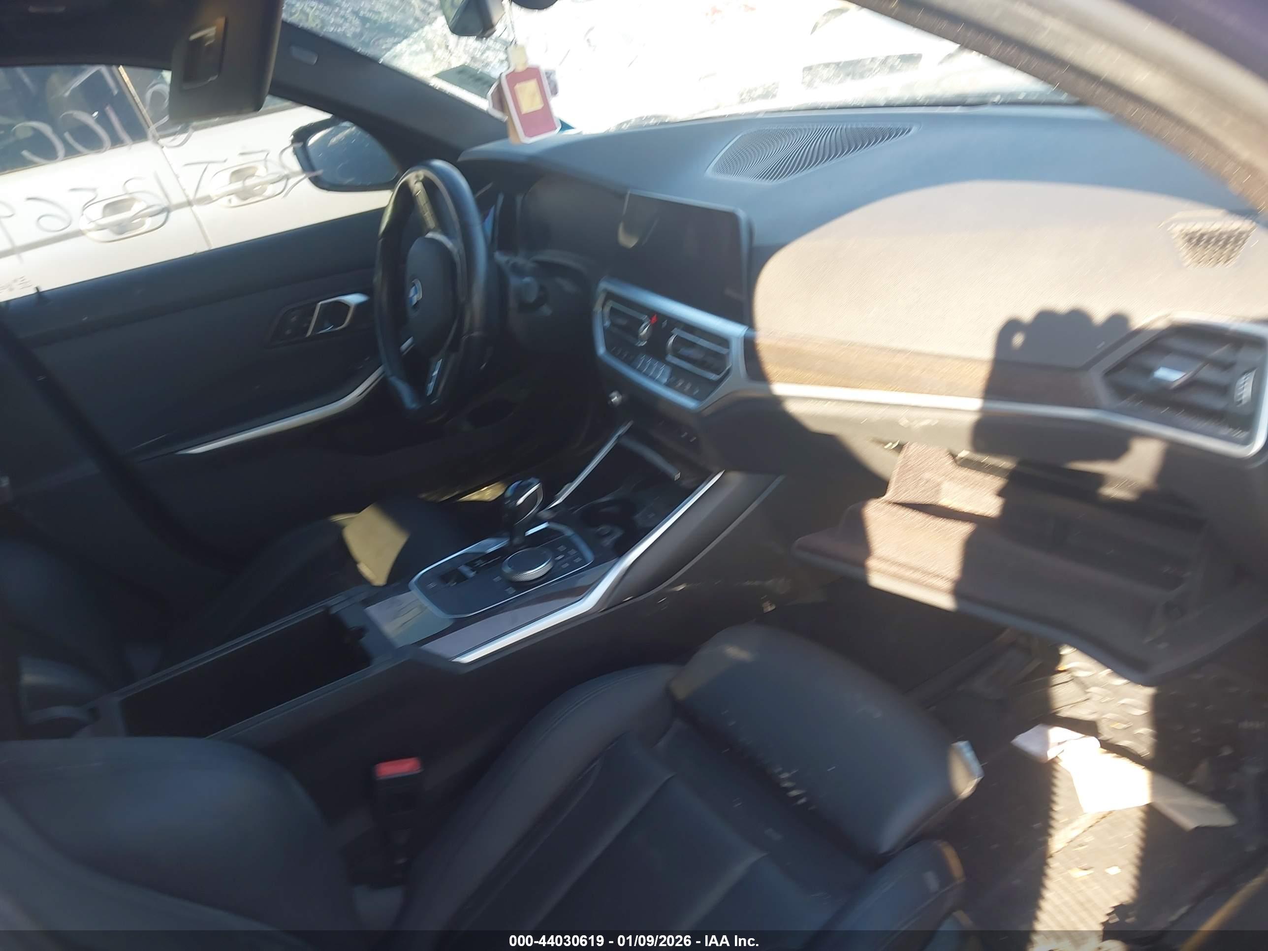 BMW 330I image 5